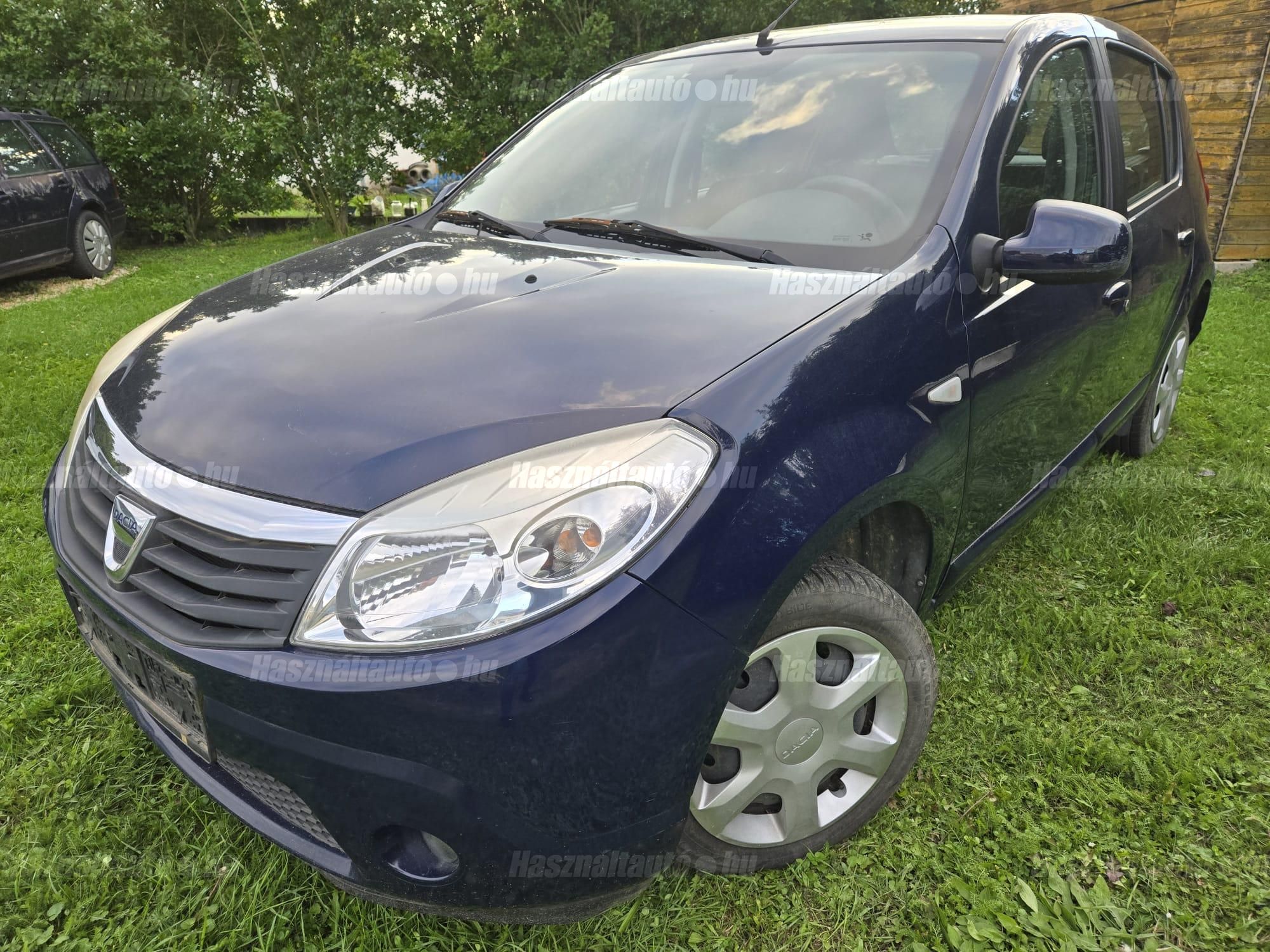 DACIA SANDERO 2012/11 - 1
