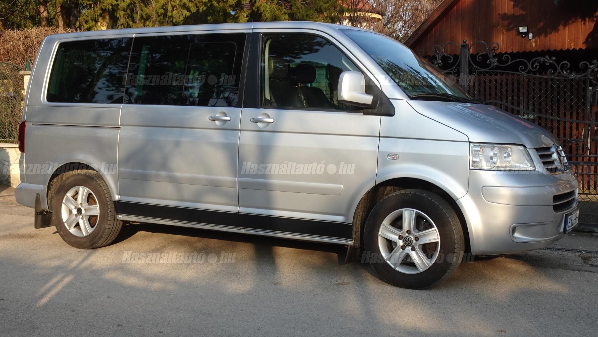 VOLKSWAGEN MULTIVAN 2007/12 - 1