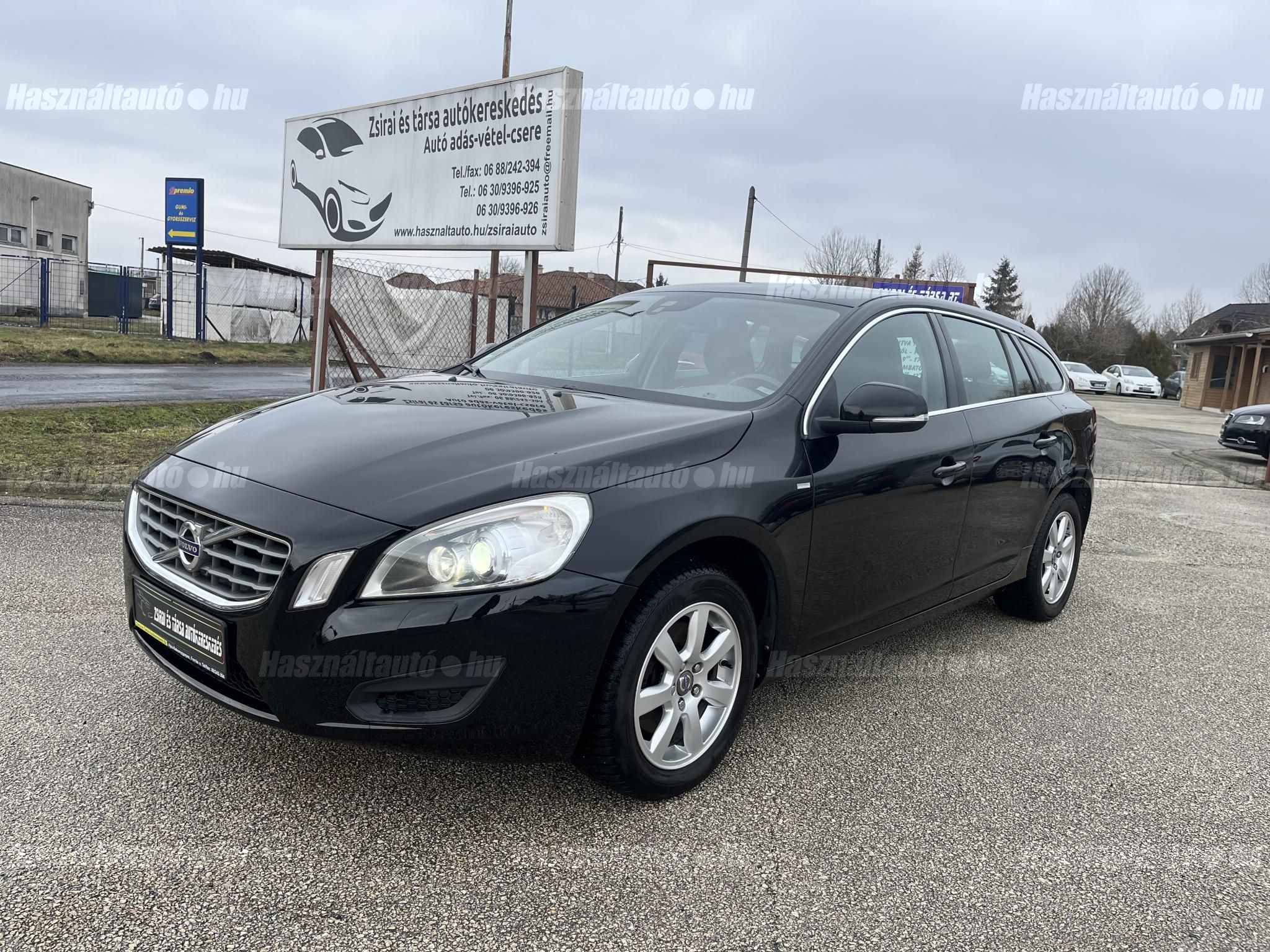 VOLVO V60 2010/10 - 1