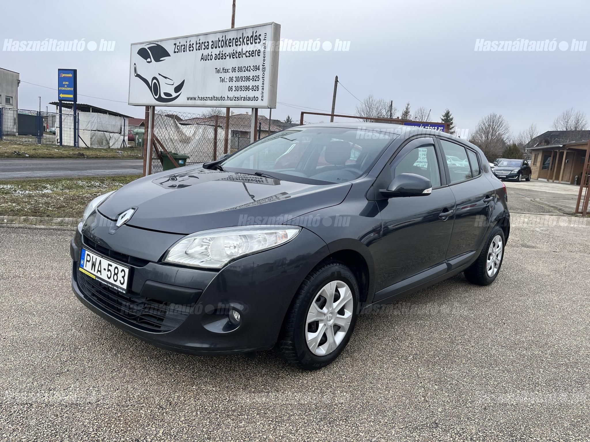 RENAULT MEGANE 2011/9 - 1