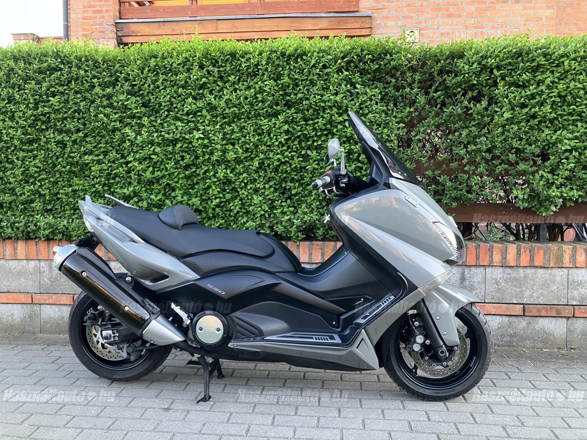 YAMAHA TMAX 2012/7 - 1
