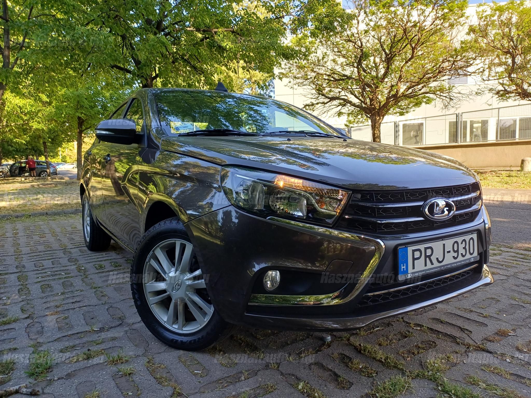 LADA VESTA 2018/2 - 1
