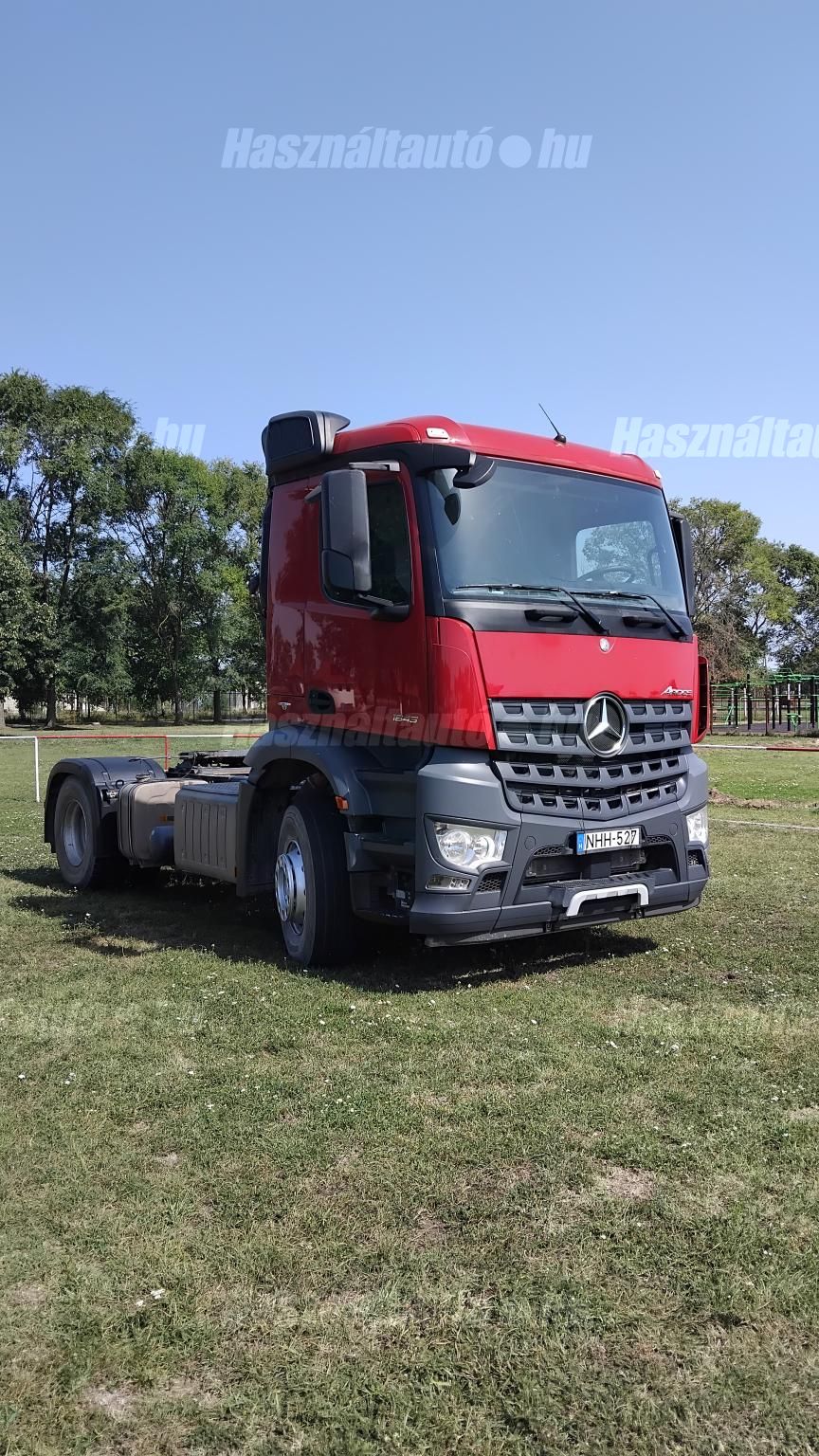 MERCEDES-BENZ 2015/6 - 1