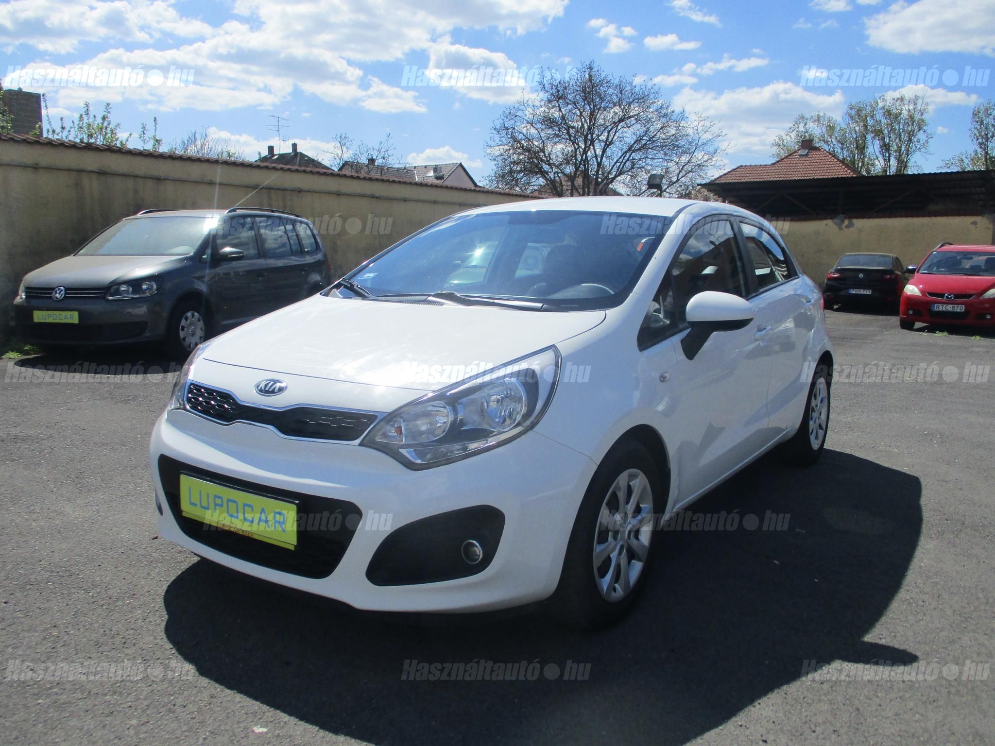 KIA RIO 2014/9 - 1