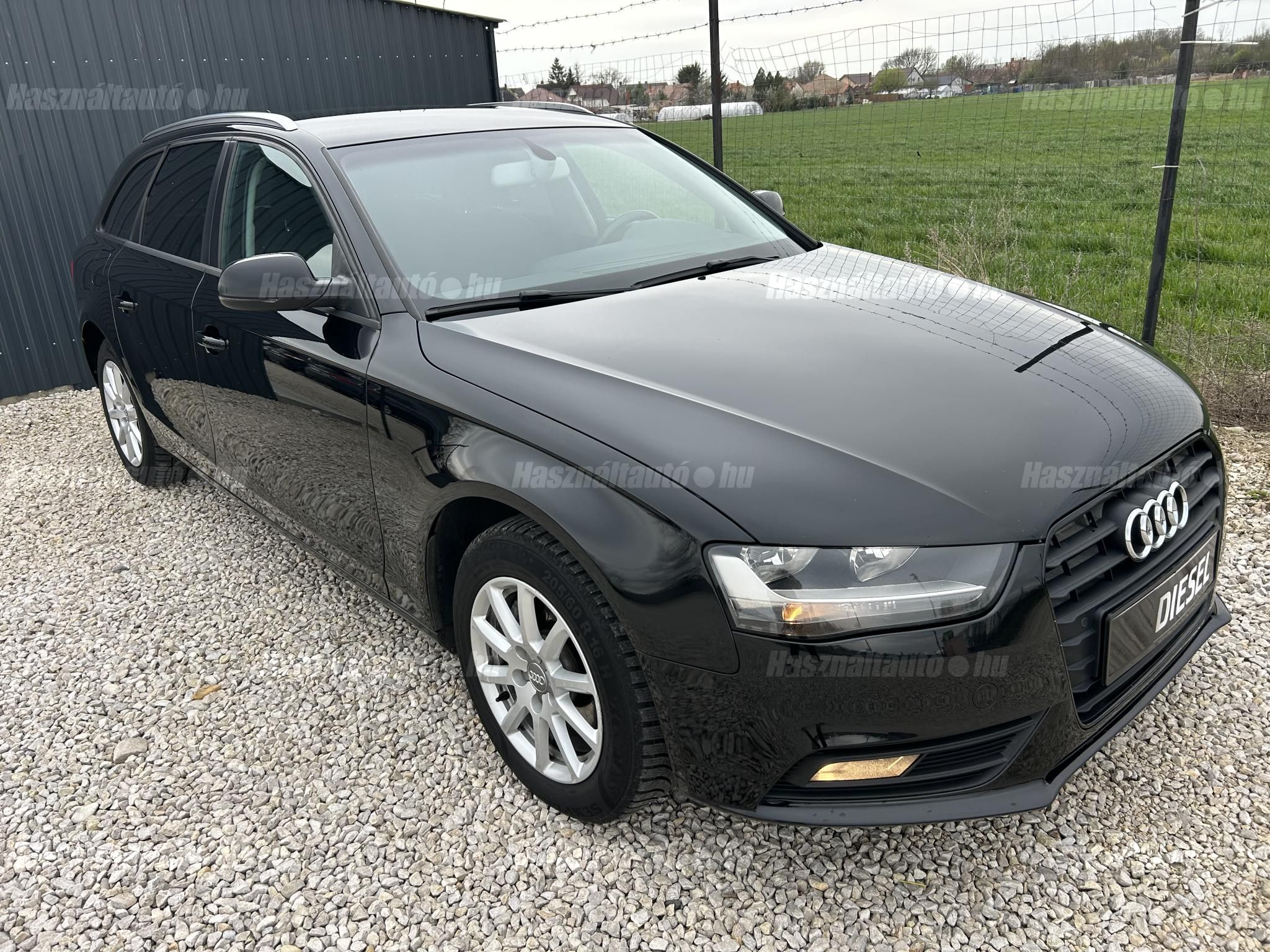AUDI A4 2012/3 - 1
