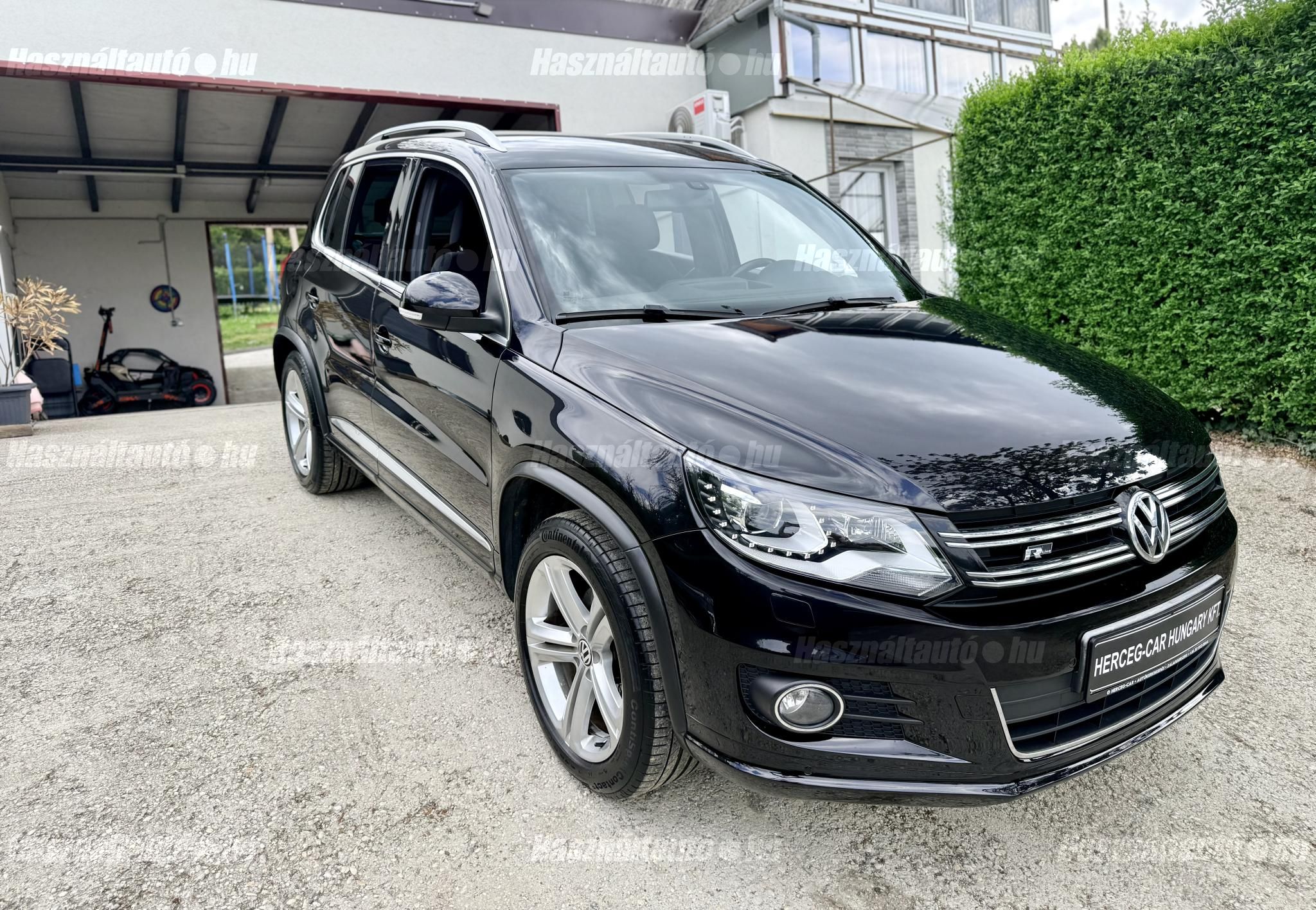 VOLKSWAGEN TIGUAN 2012/6 - 1