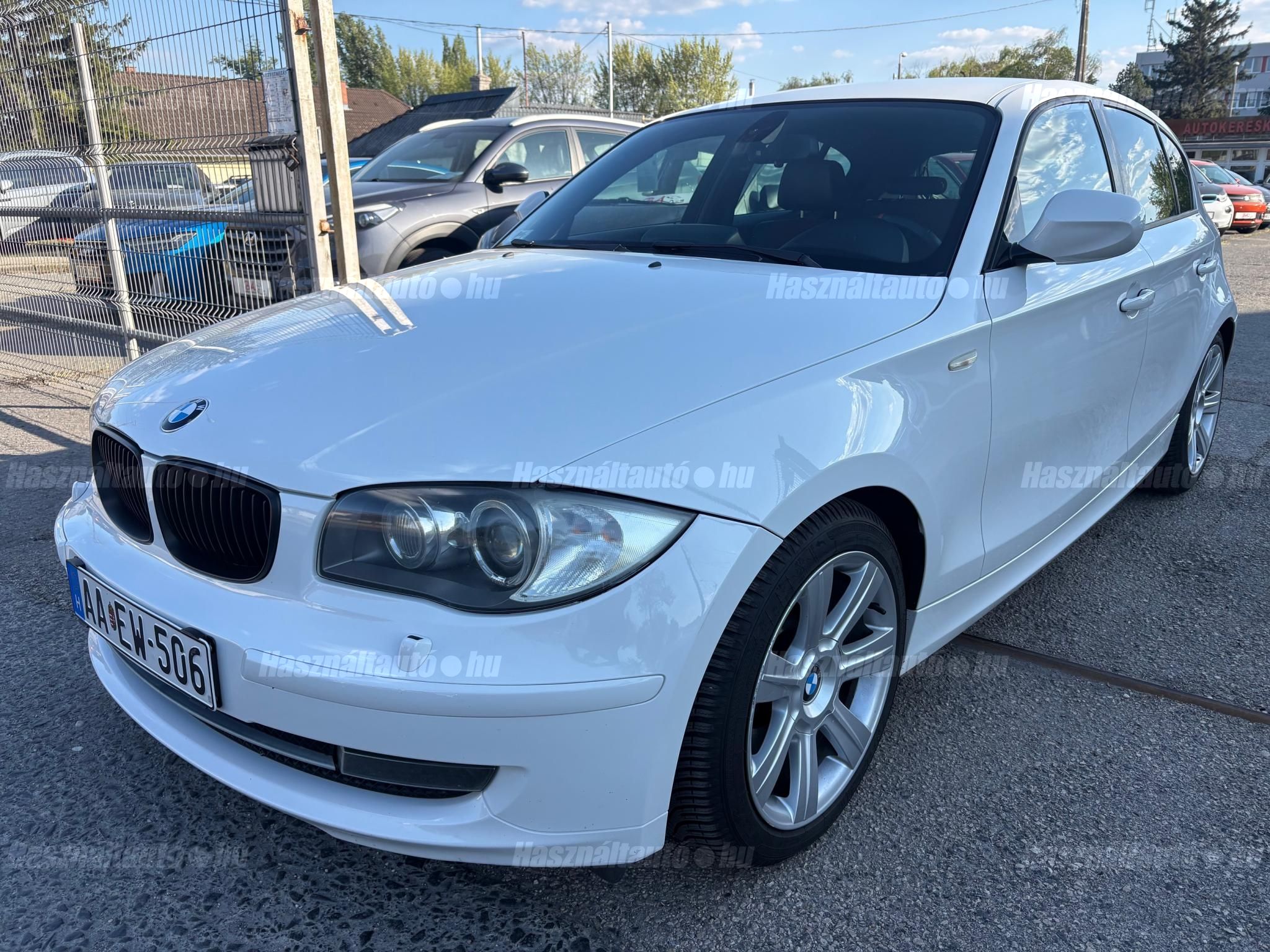 BMW 123 2010/11 - 1