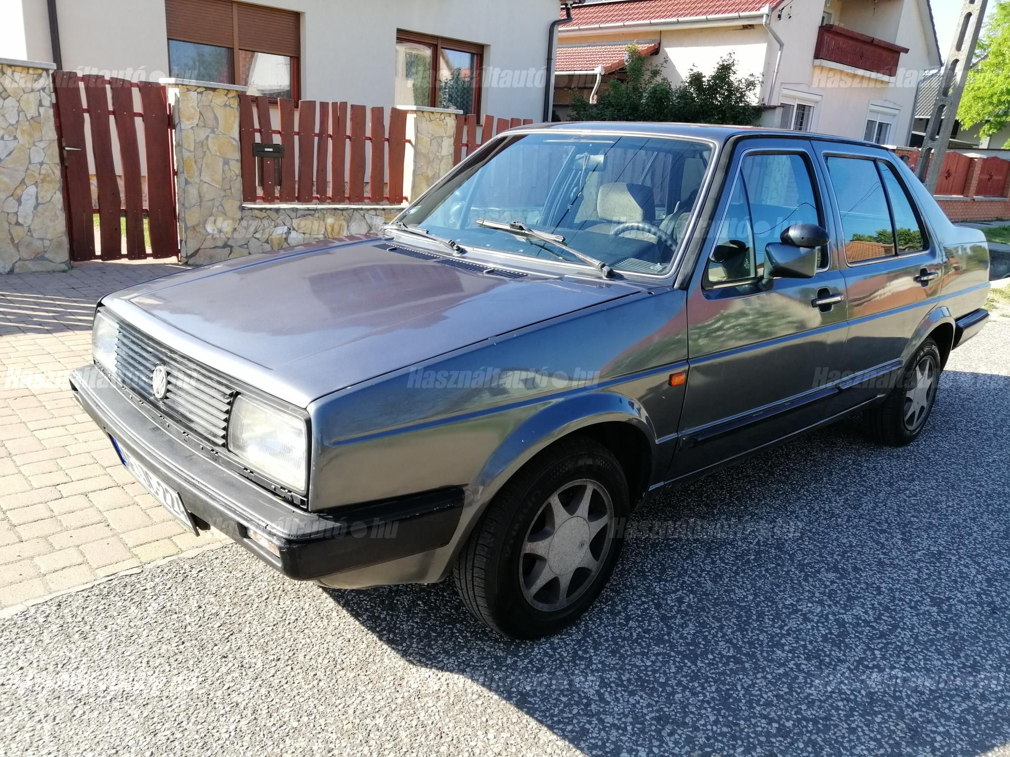 VOLKSWAGEN JETTA 1986/6 - 1