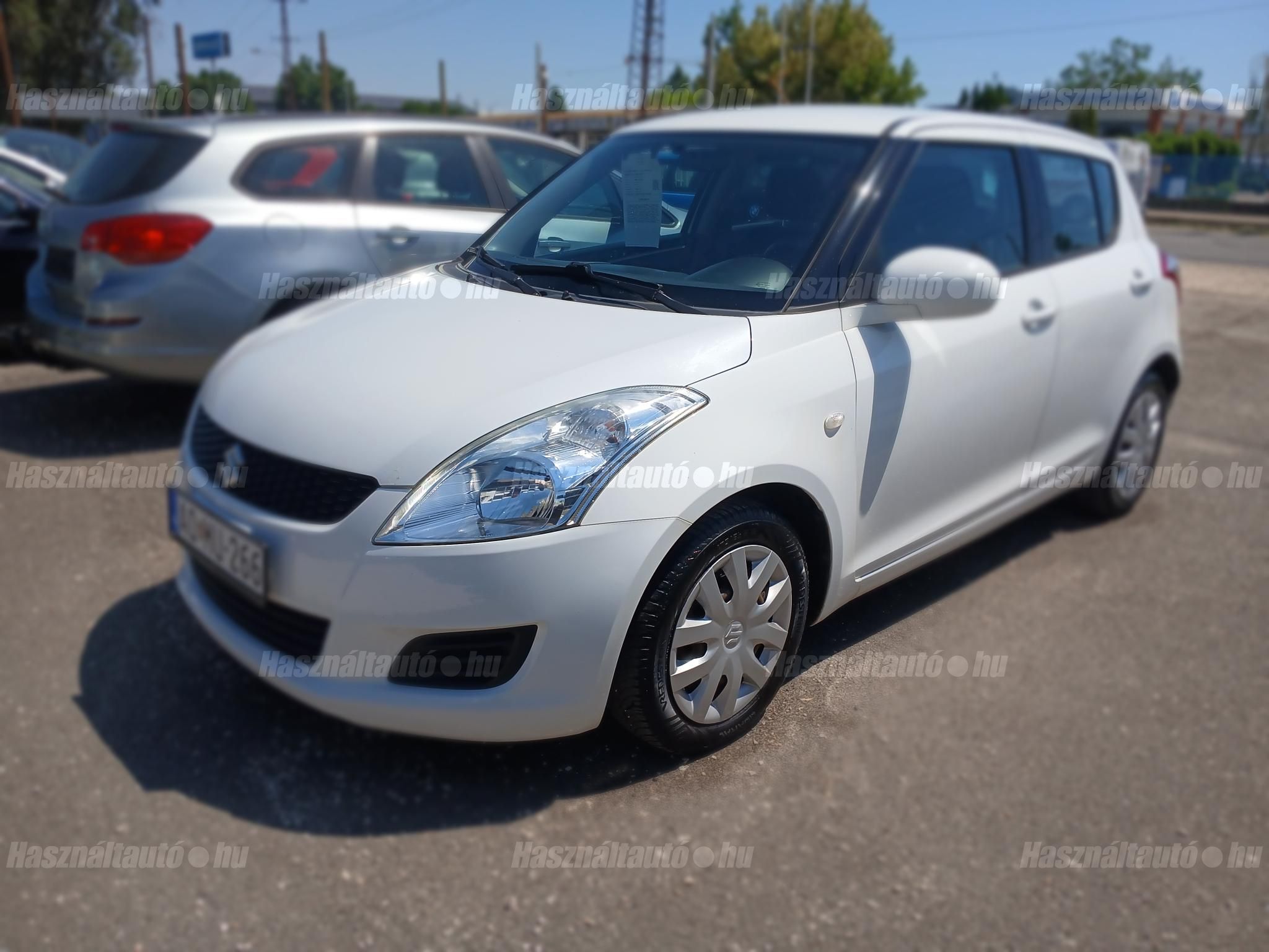 SUZUKI SWIFT 2012/11 - 1