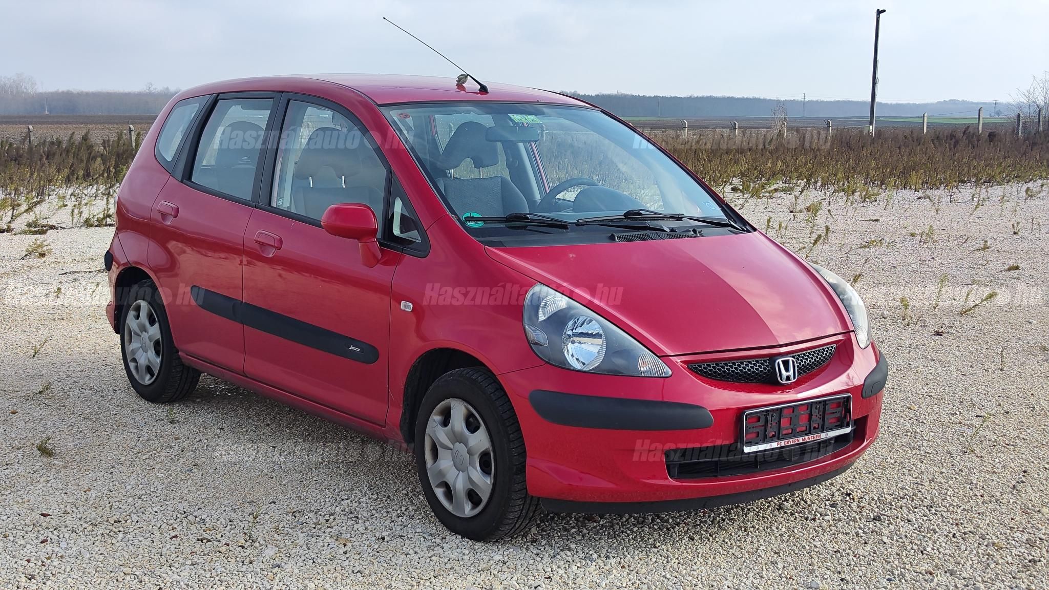 HONDA JAZZ 2004/12 - 1