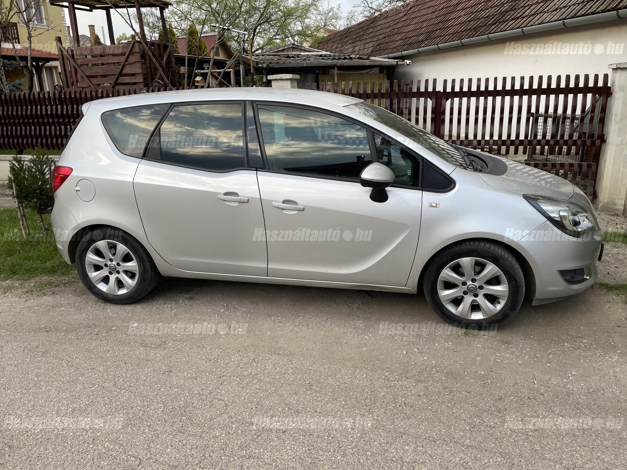OPEL MERIVA B 2016/6 - 1