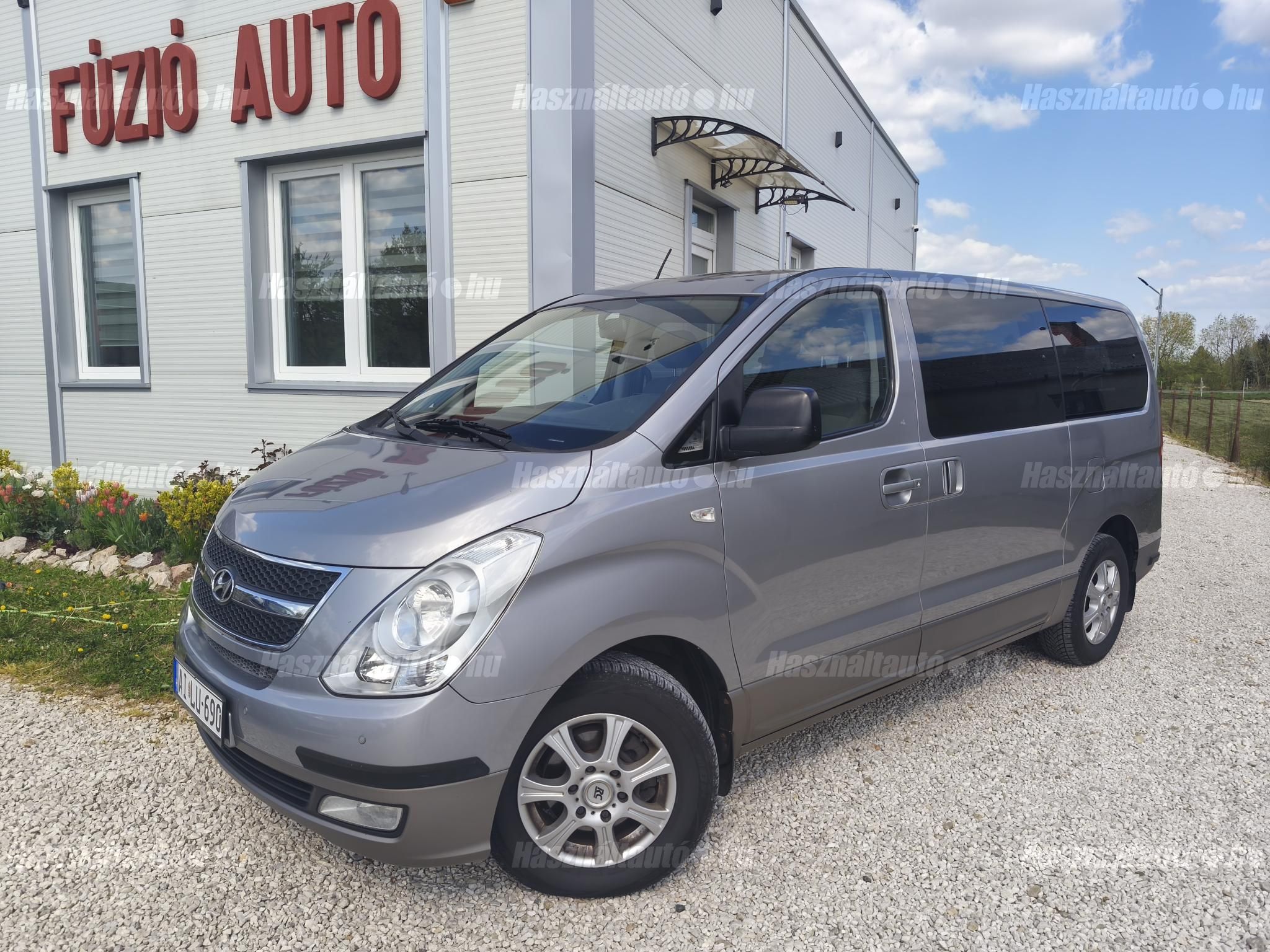 HYUNDAI H-1 STAREX 2012/1 - 1