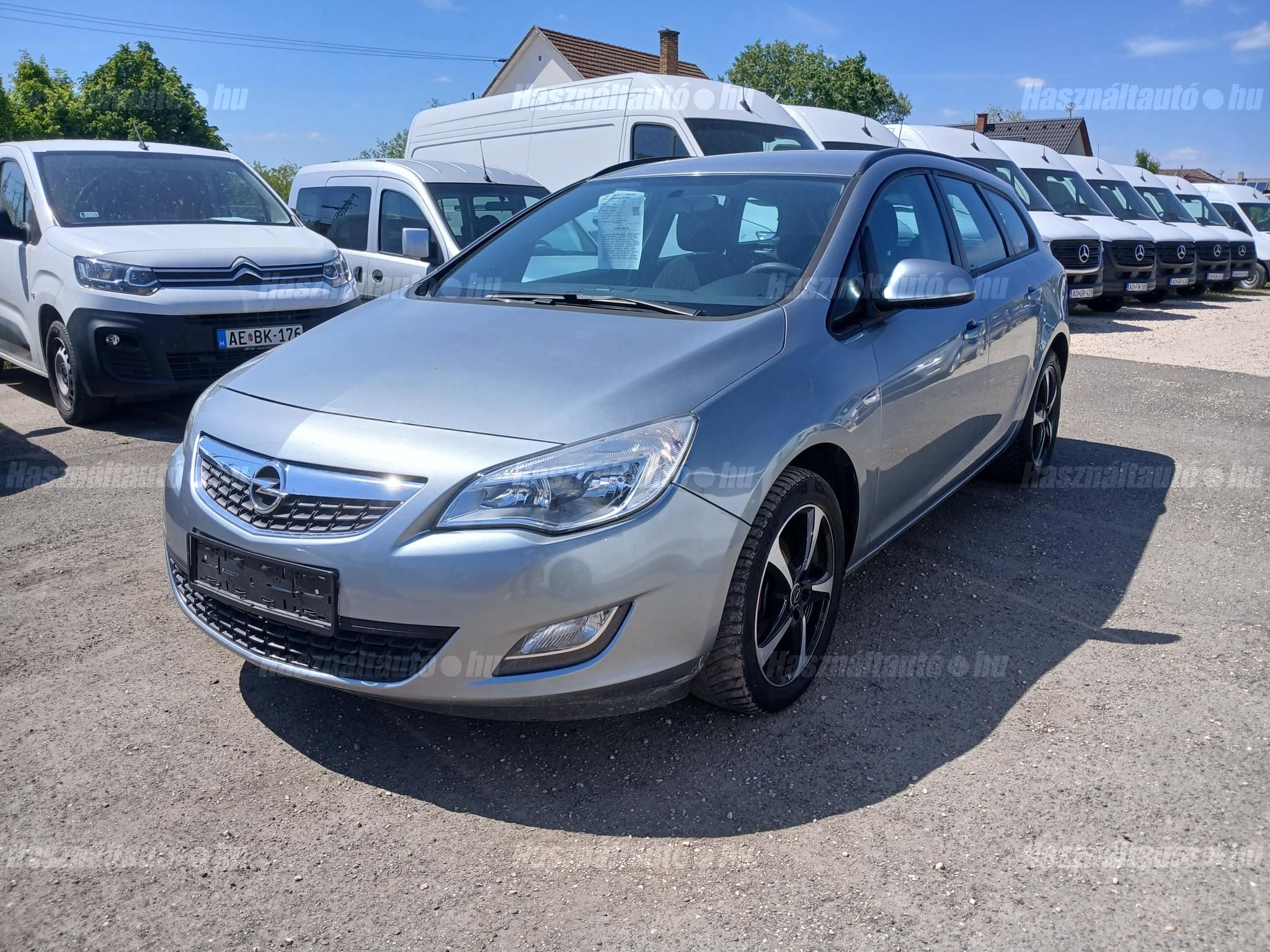 OPEL ASTRA J 2011/11 - 1