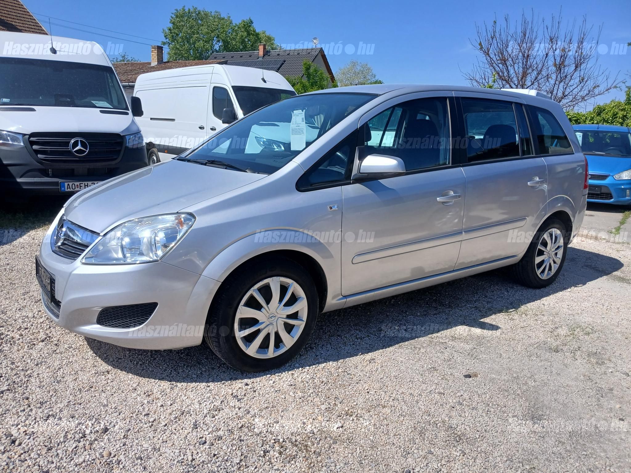 OPEL ZAFIRA B 2010/9 - 1