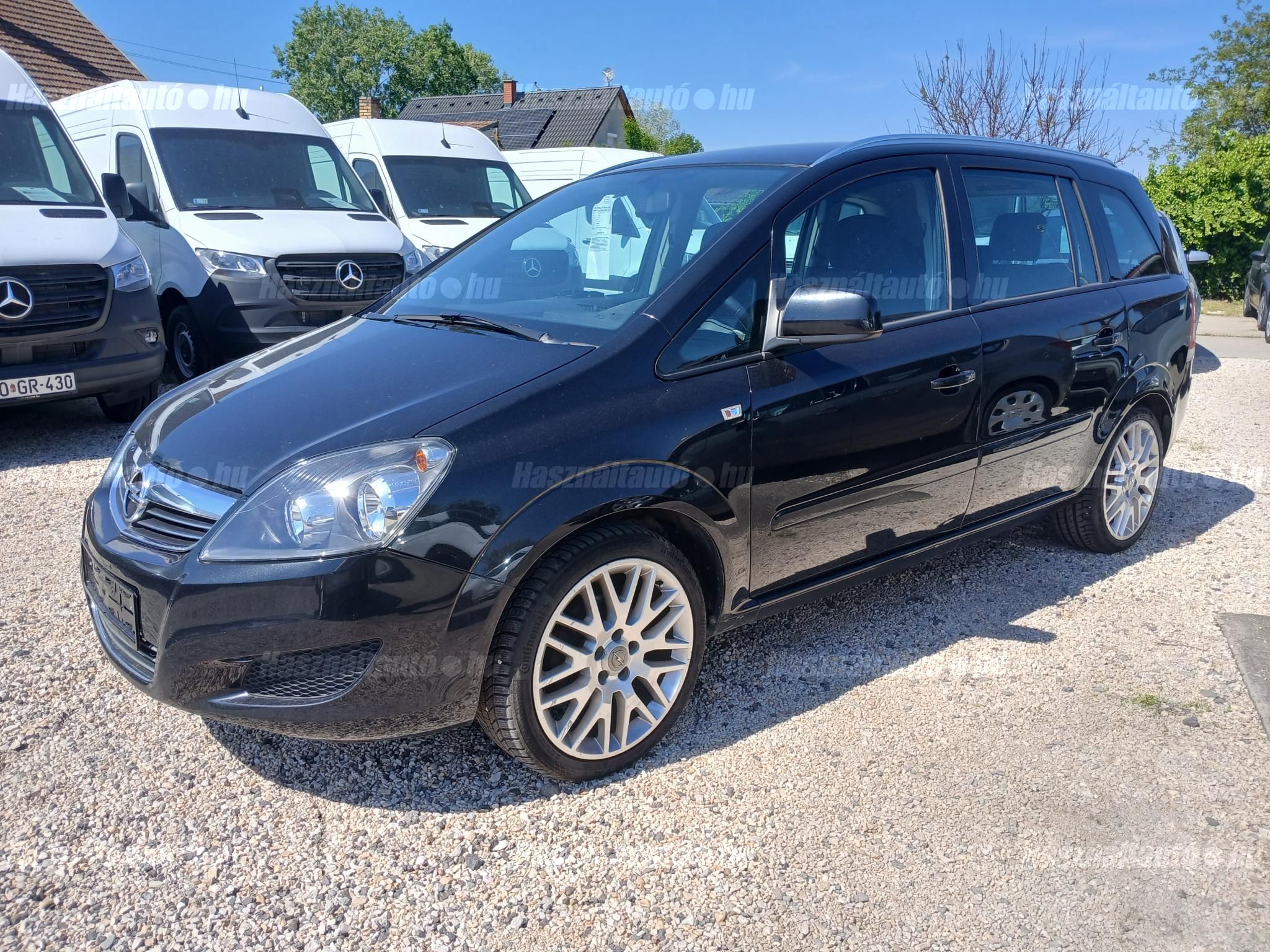 OPEL ZAFIRA B 2013/9 - 1