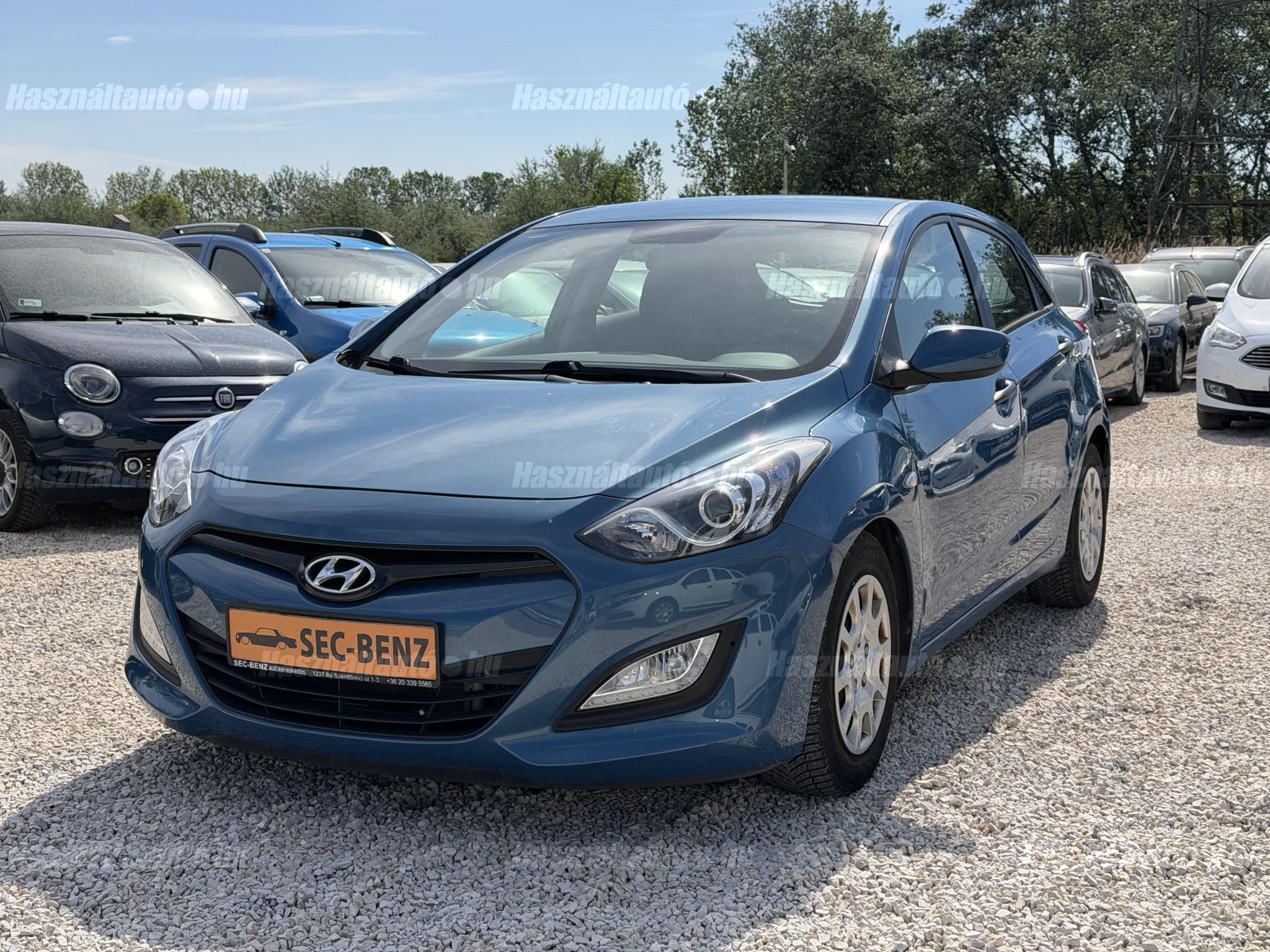 HYUNDAI I30 2013/3 - 1