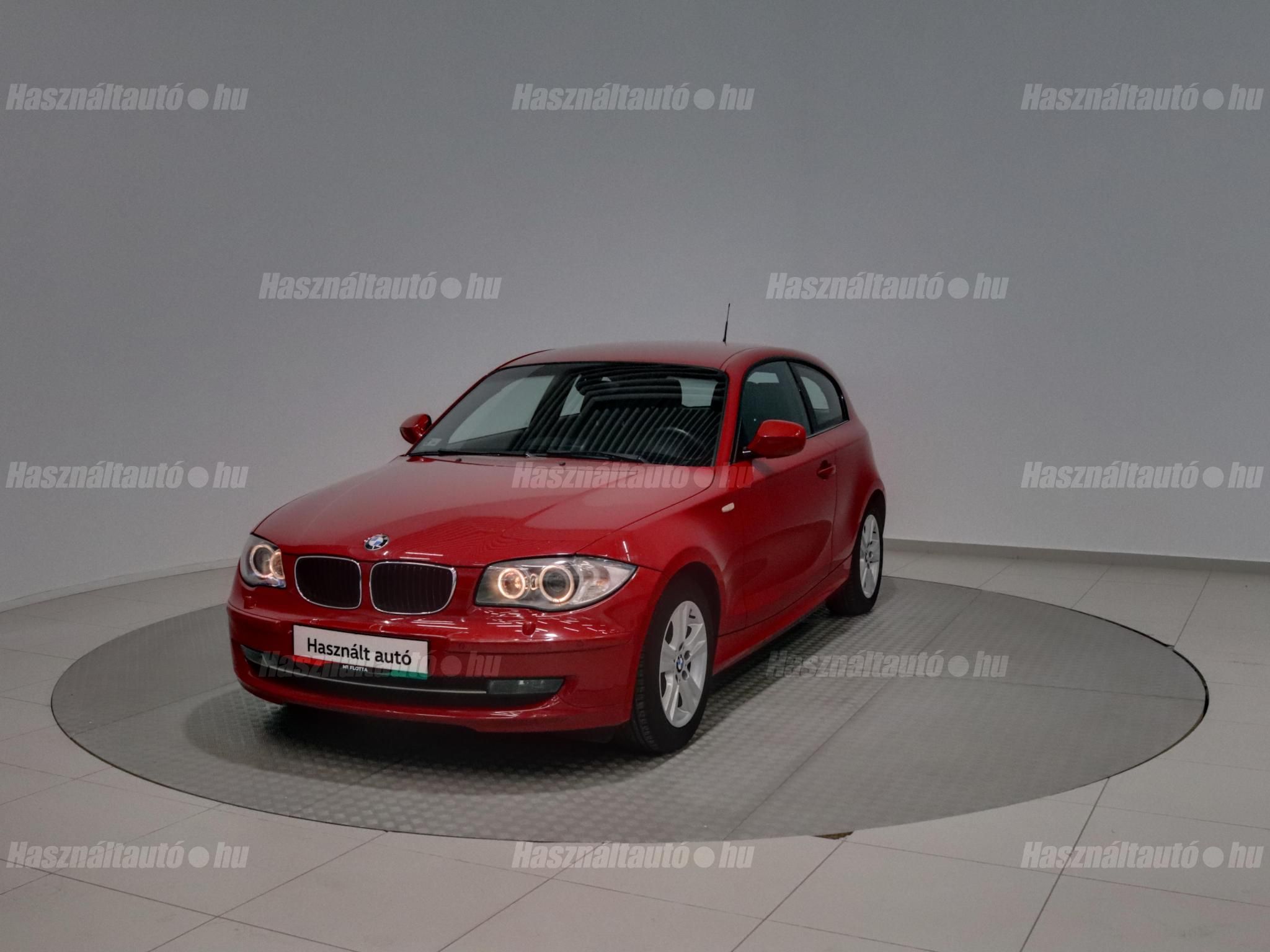 BMW 118 2010/8 - 1