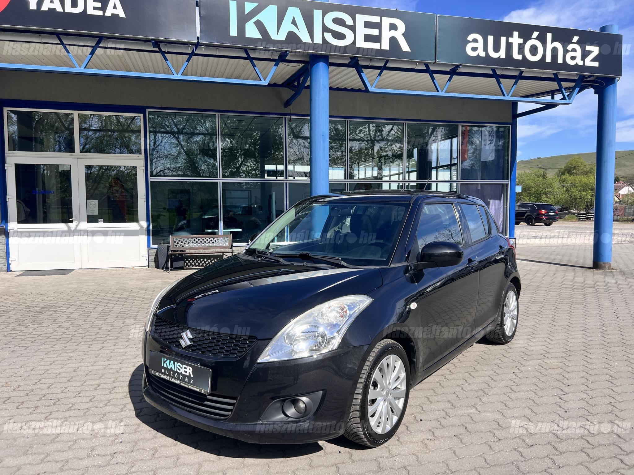 SUZUKI SWIFT 2013/12 - 1