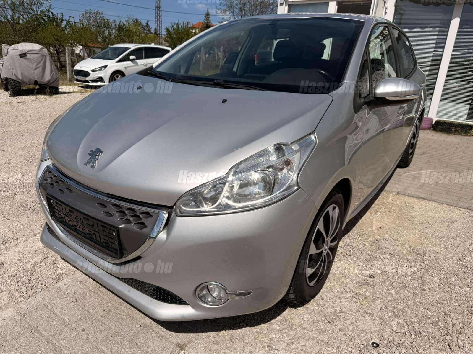 PEUGEOT 208 2013/7 - 1