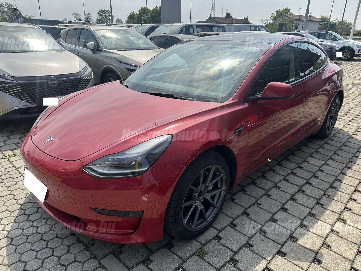 TESLA MODEL 3 2021/10 - 1