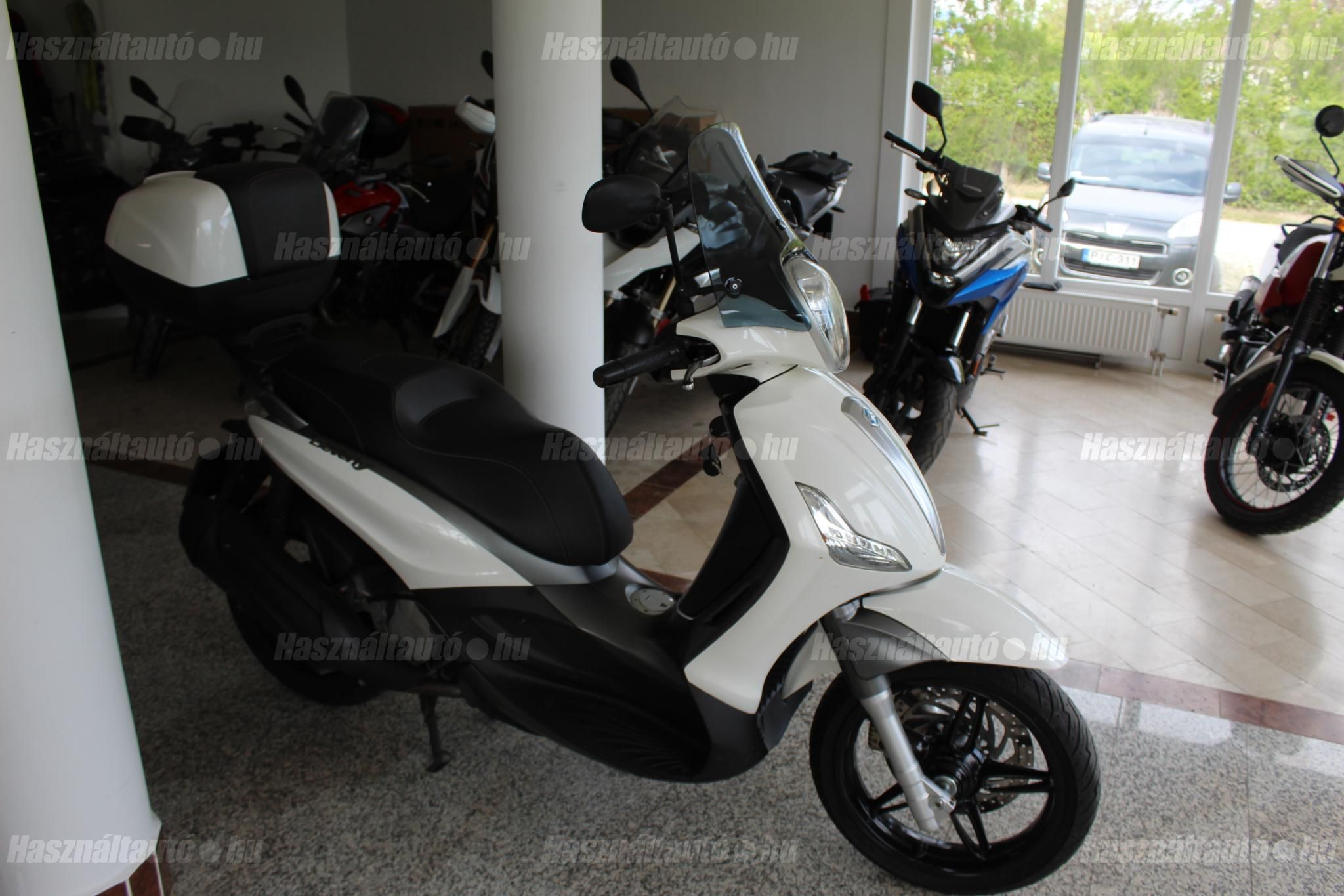 PIAGGIO BEVERLY 350 2016/11 - 1
