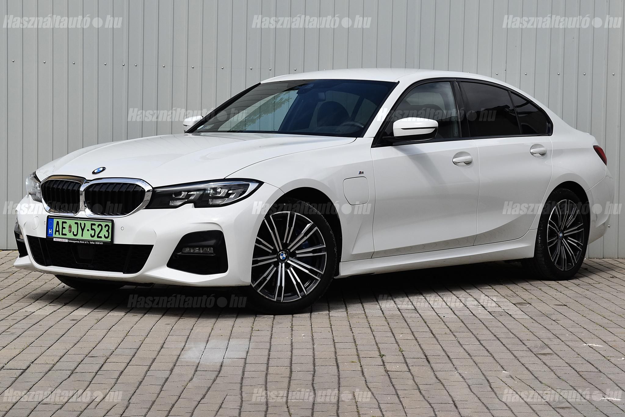 BMW 330 2020/7 - 1