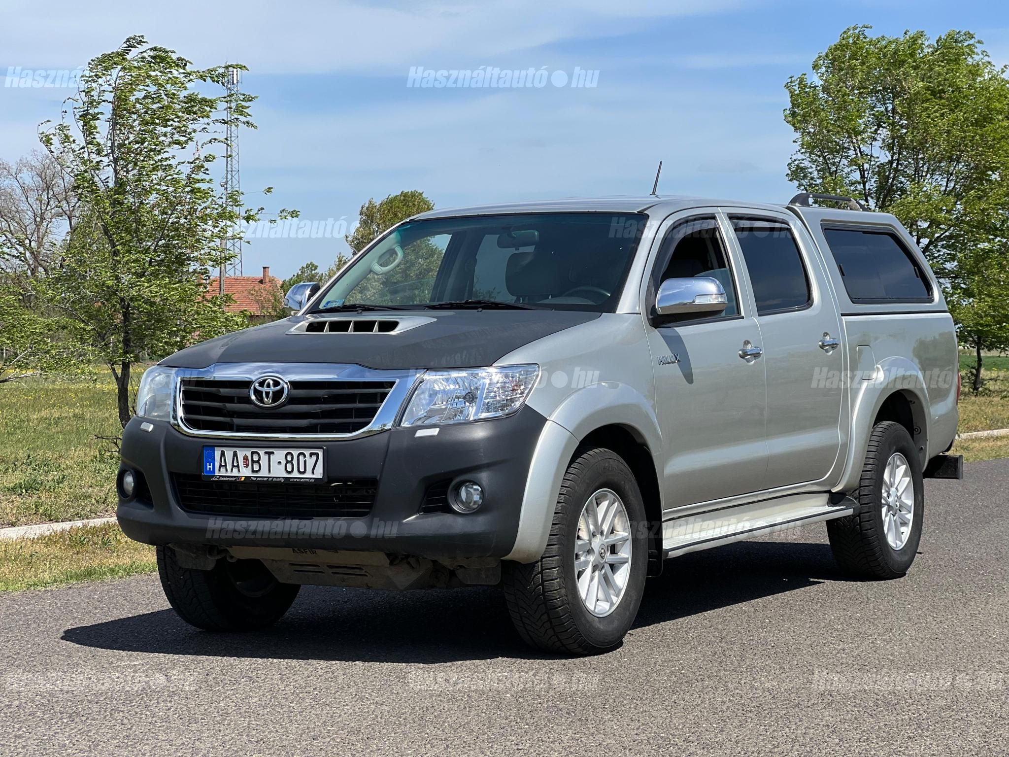 TOYOTA HILUX 2013/2 - 1