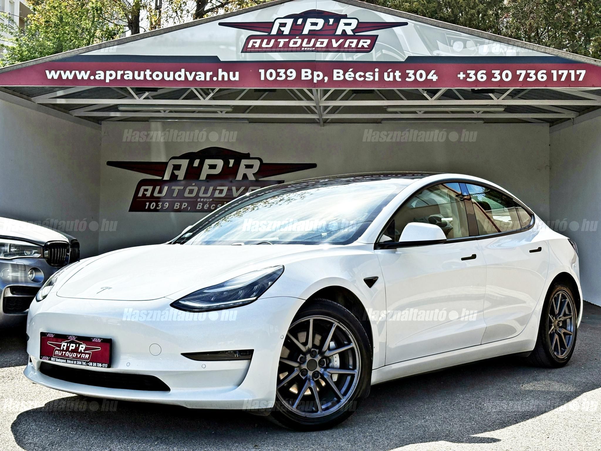 TESLA MODEL 3 2020/12 - 1