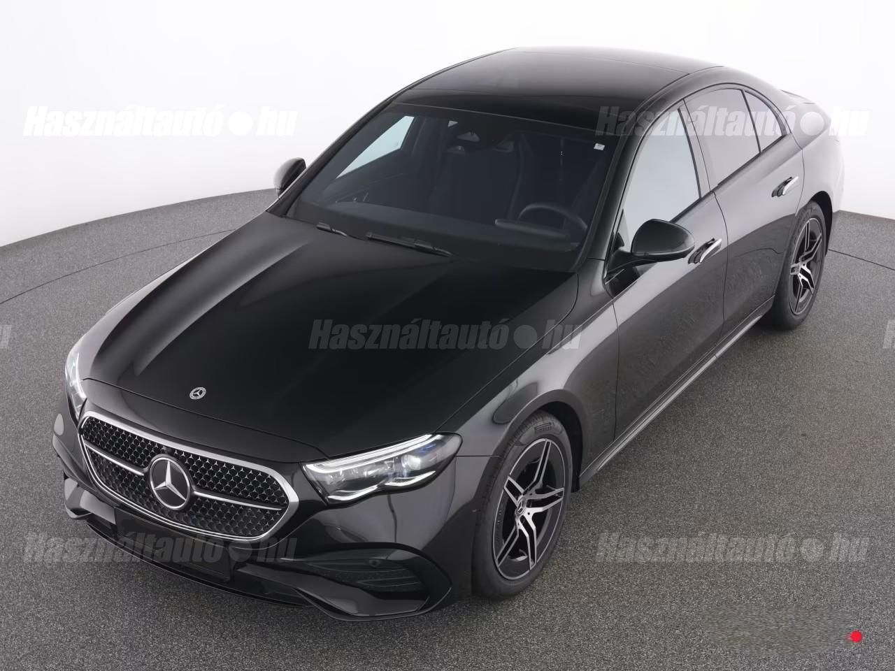MERCEDES-BENZ E 220 2025/2 - 1