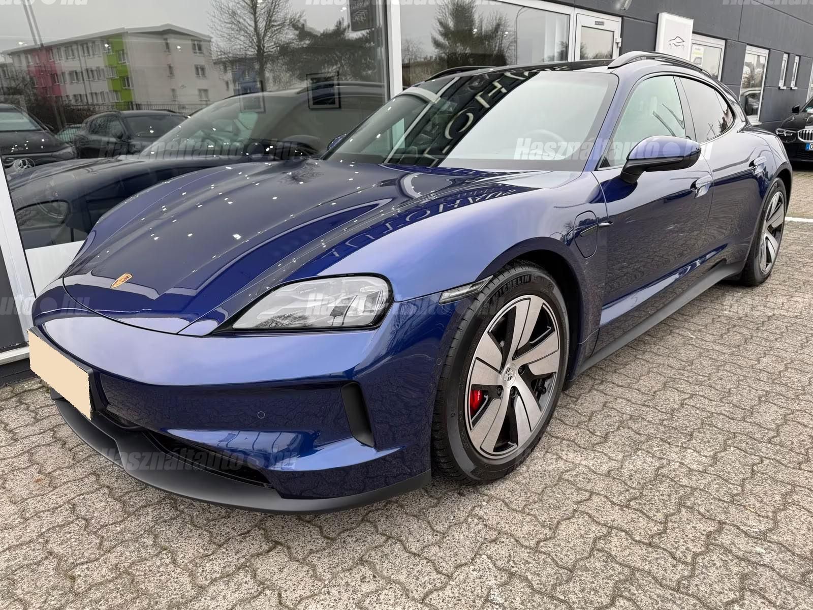 PORSCHE TAYCAN 2024/11 - 1