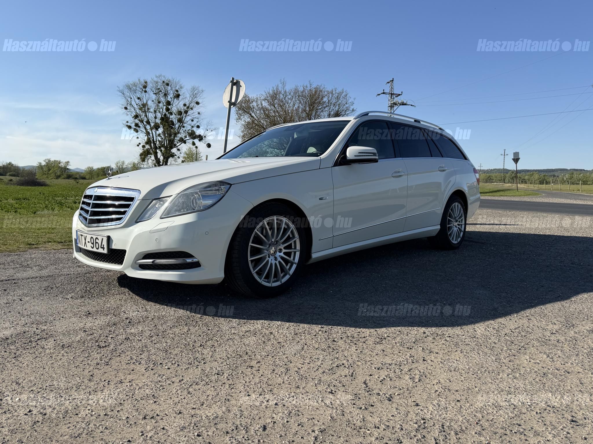 MERCEDES-BENZ E 250 2012/5 - 1