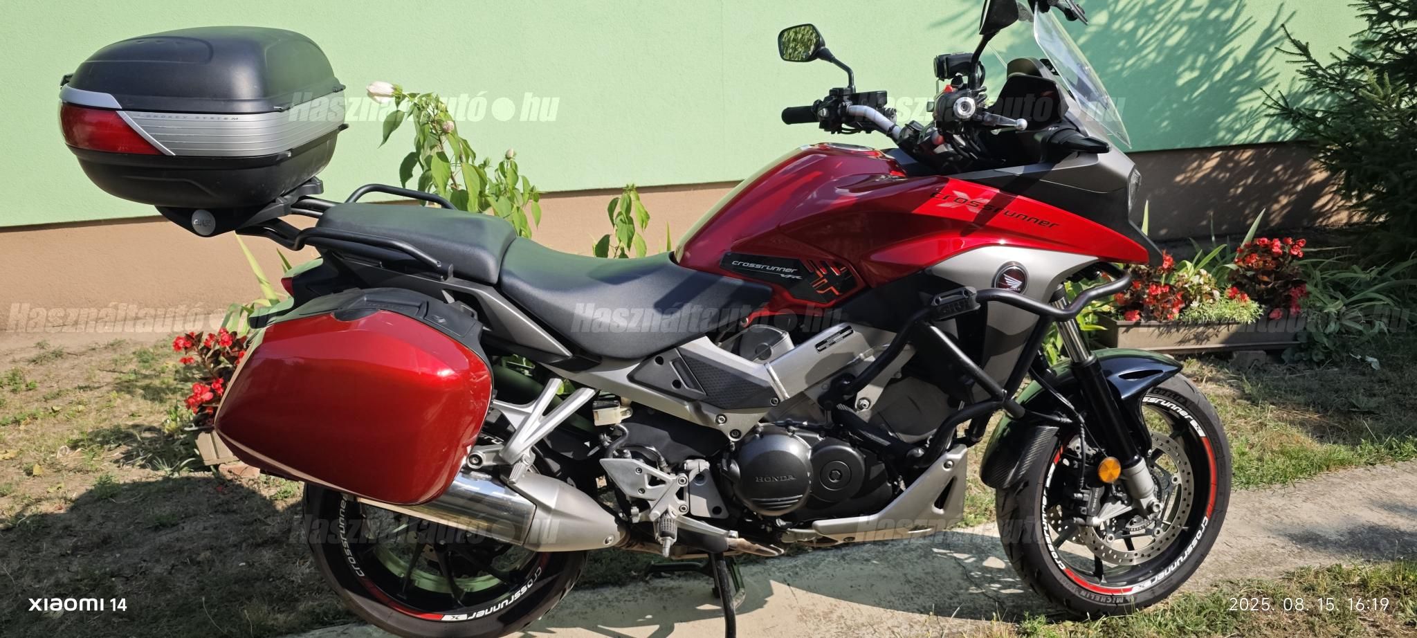 HONDA VFR 800 X 2015/8 - 1