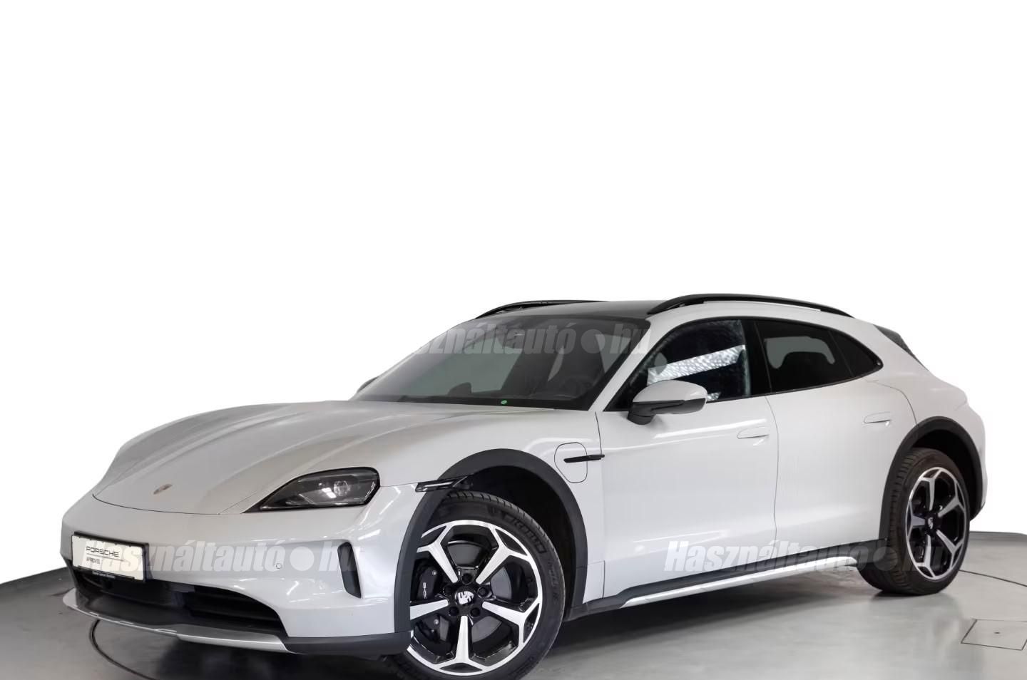 PORSCHE TAYCAN 2024/11 - 1