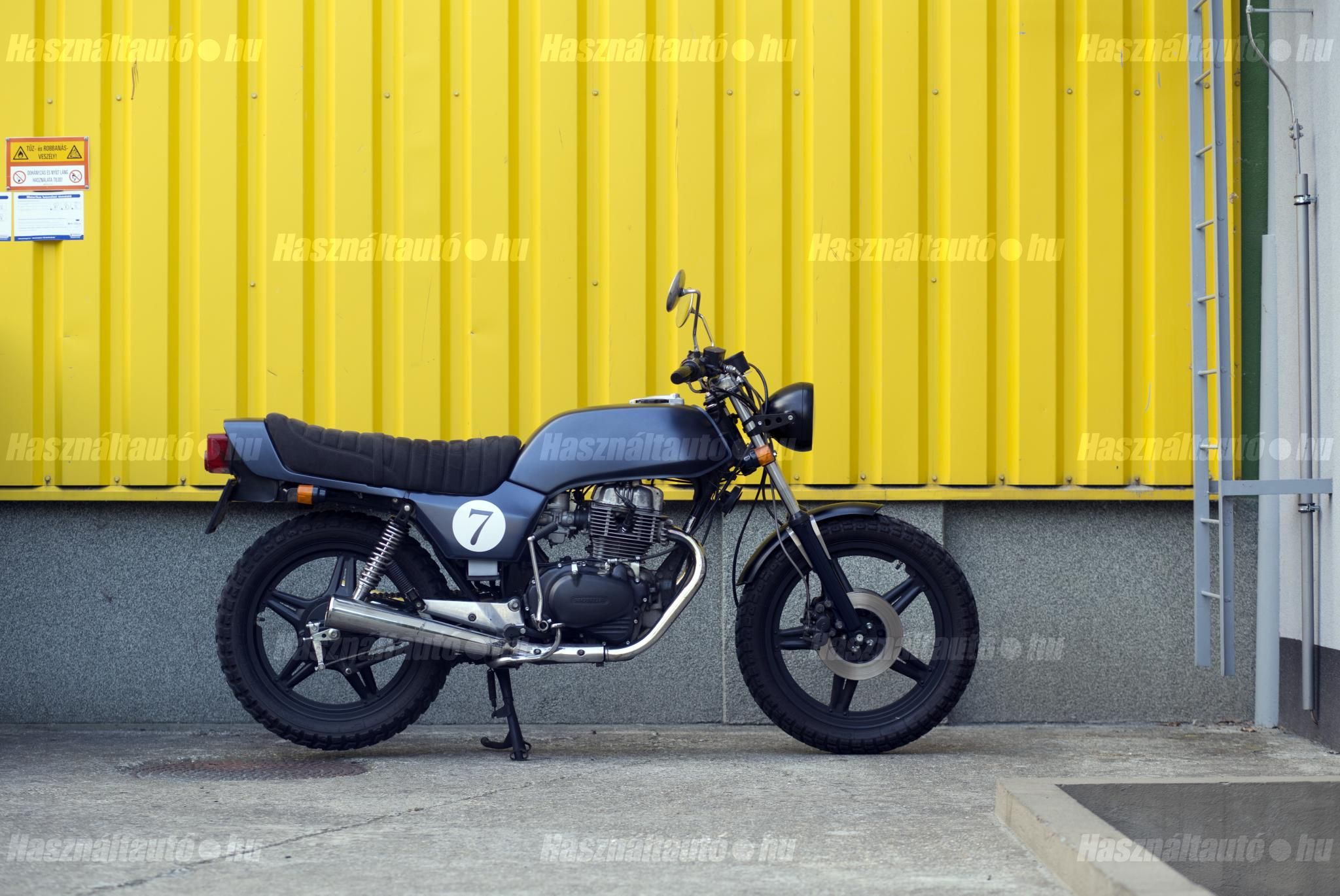 HONDA CB 400 1980 - 1