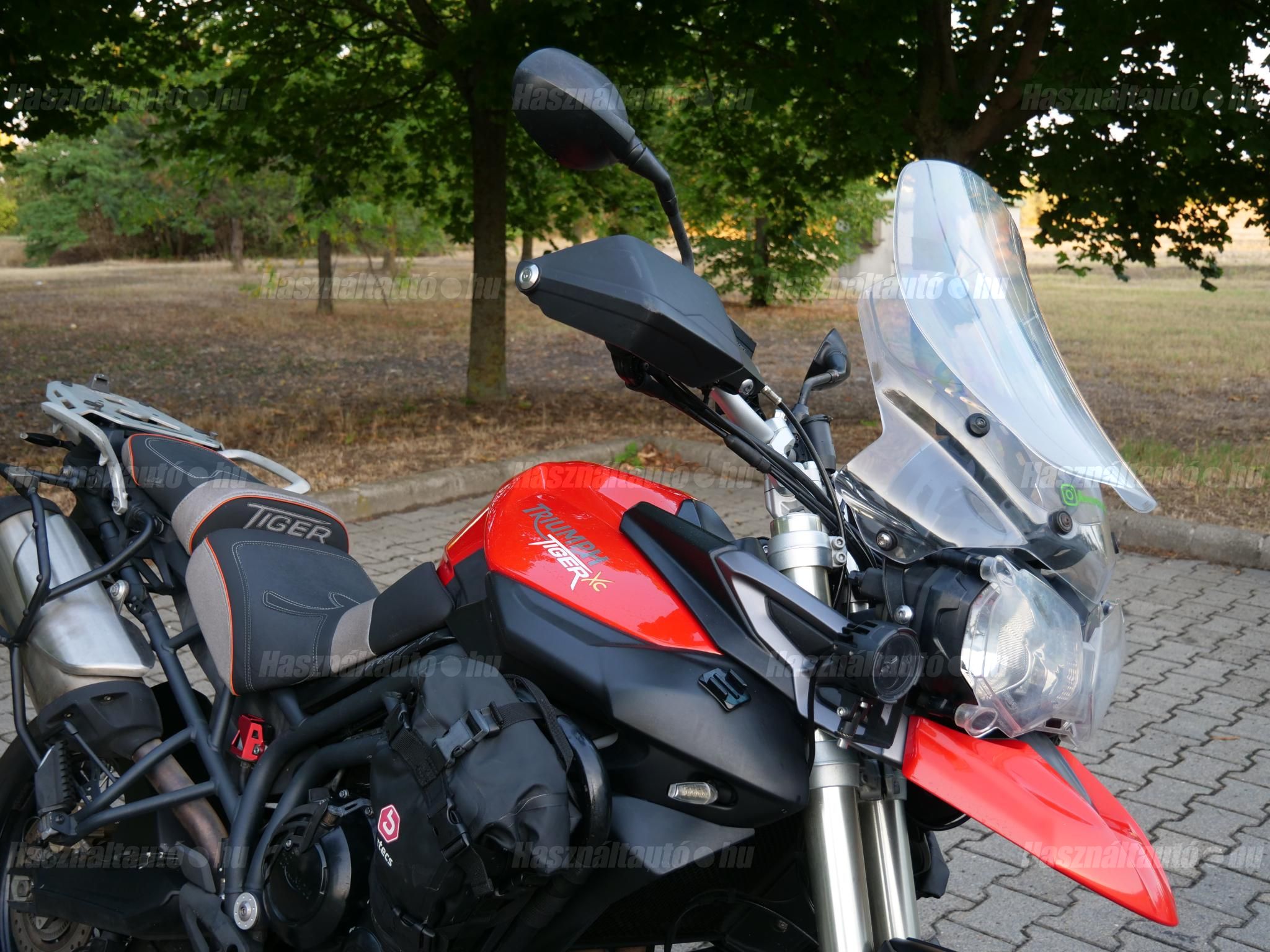 TRIUMPH TIGER 800 XC 2013/6 - 1