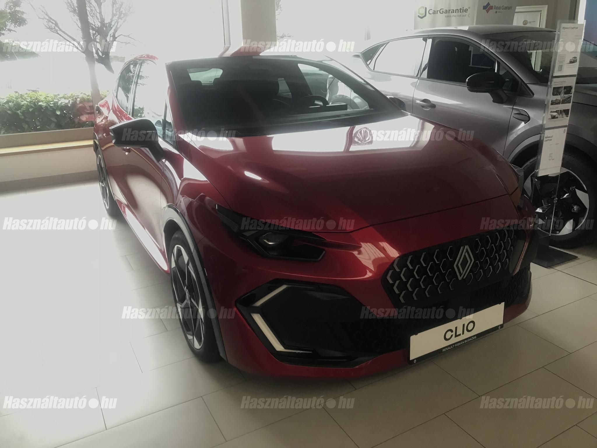 RENAULT CLIO 2026/1 - 1