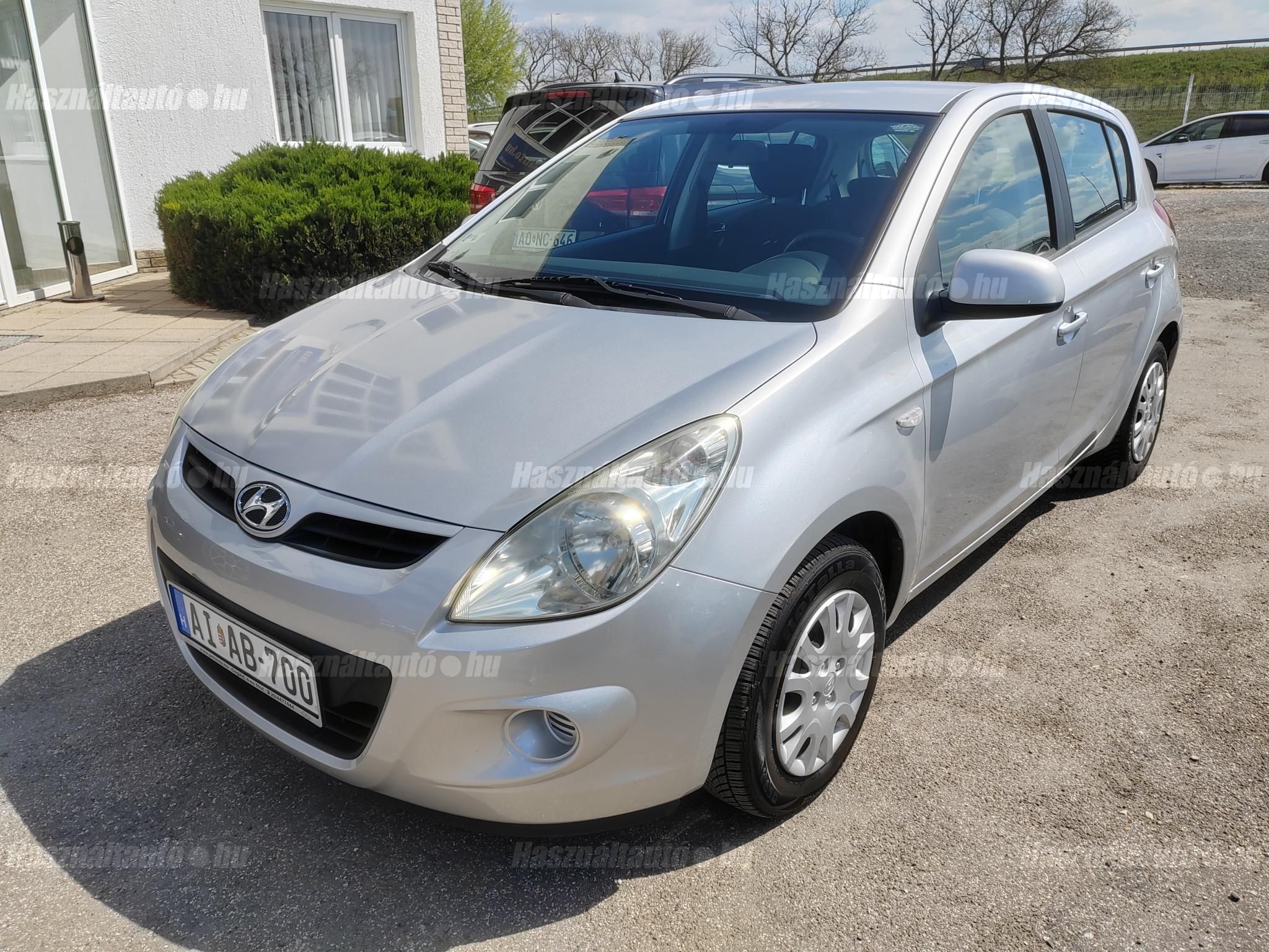 HYUNDAI I20 2011/3 - 1