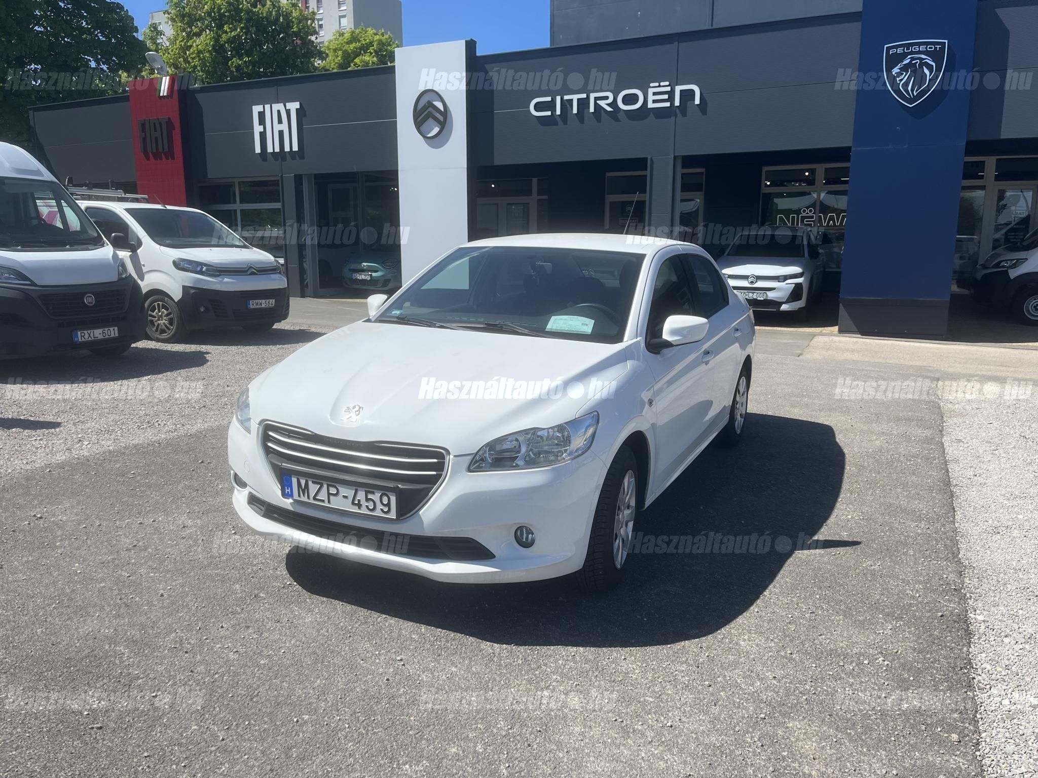 PEUGEOT 301 2015/3 - 1