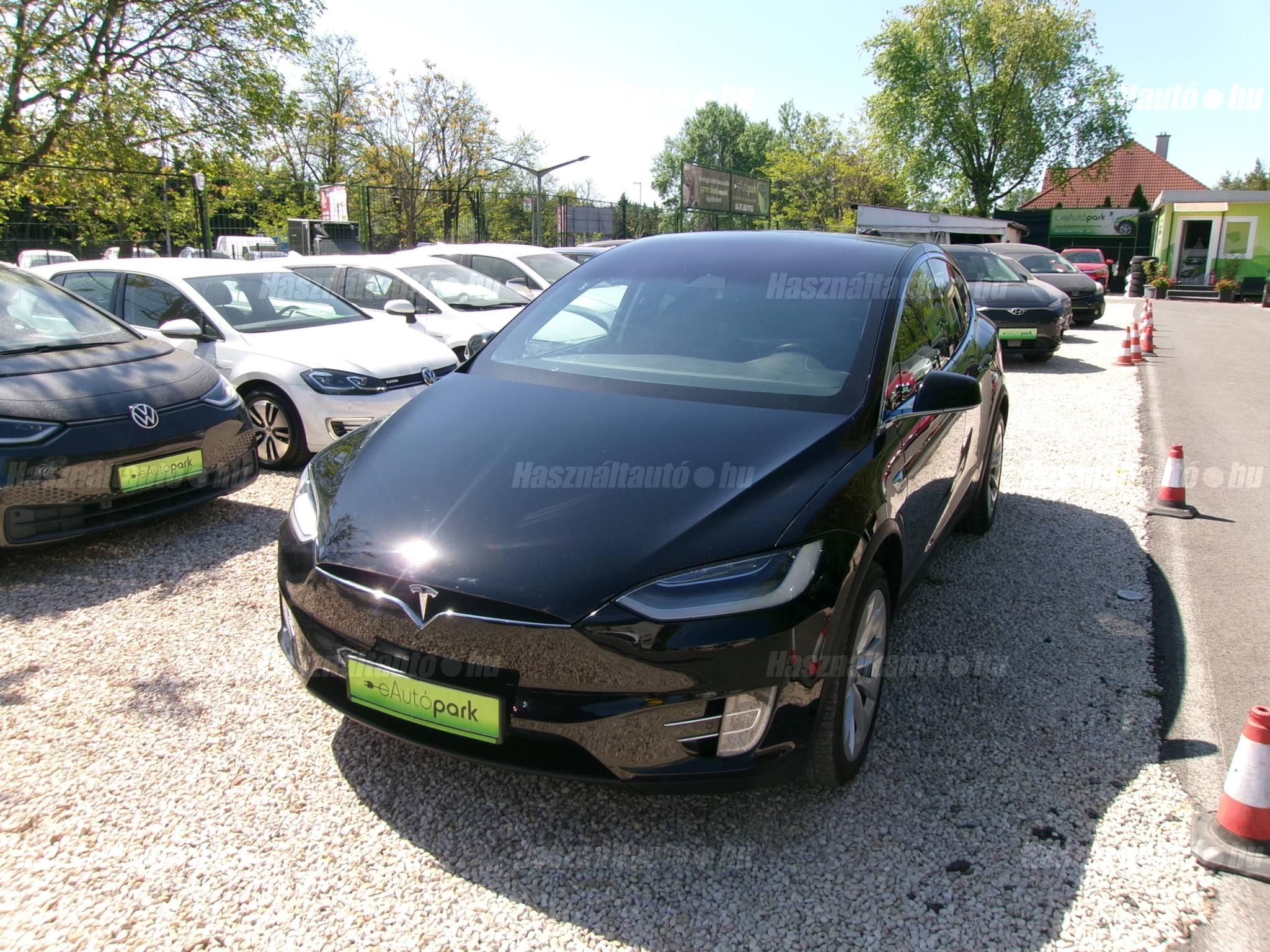 TESLA MODEL X 2020/12 - 1