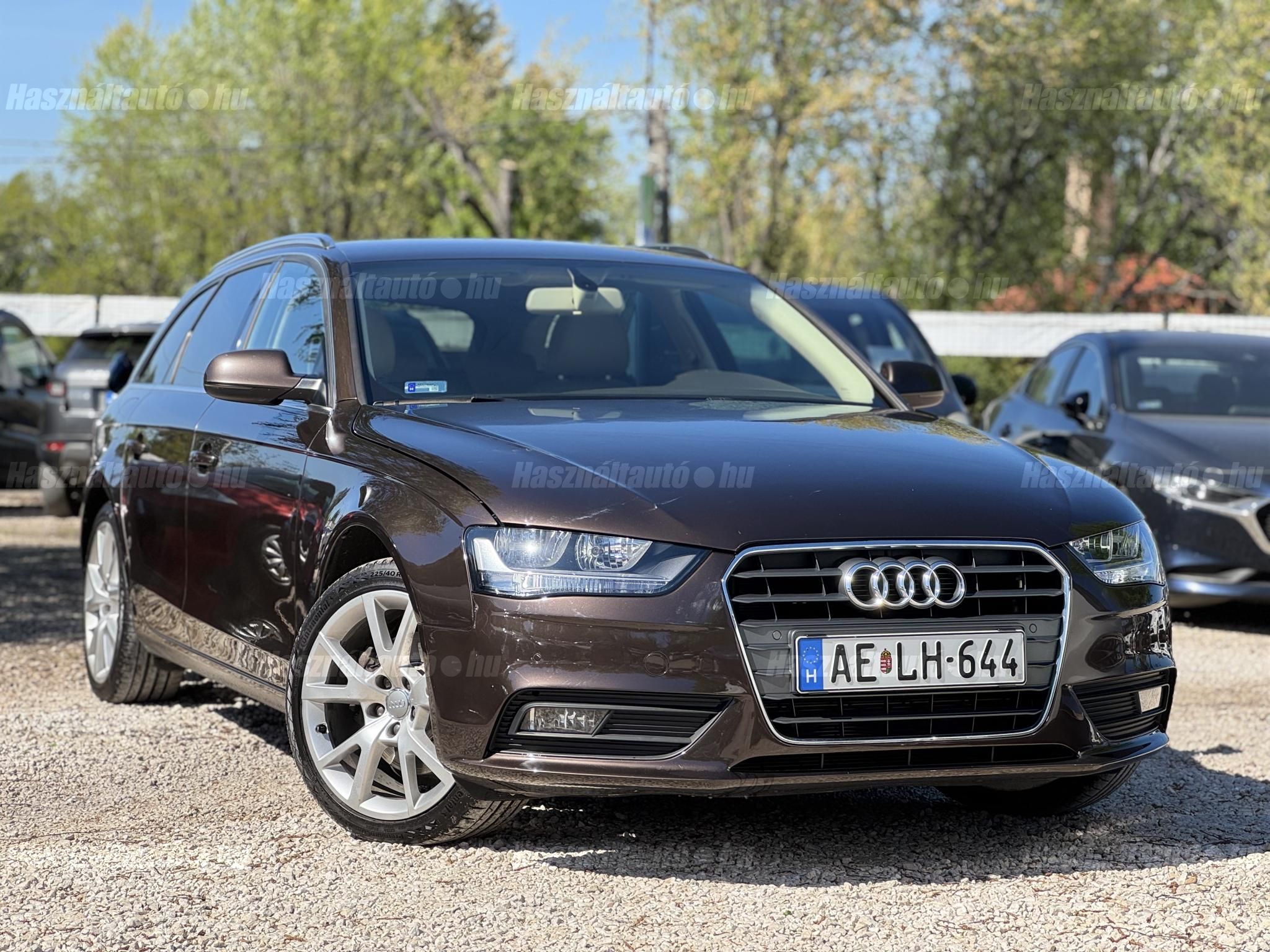 AUDI A4 2014/8 - 1