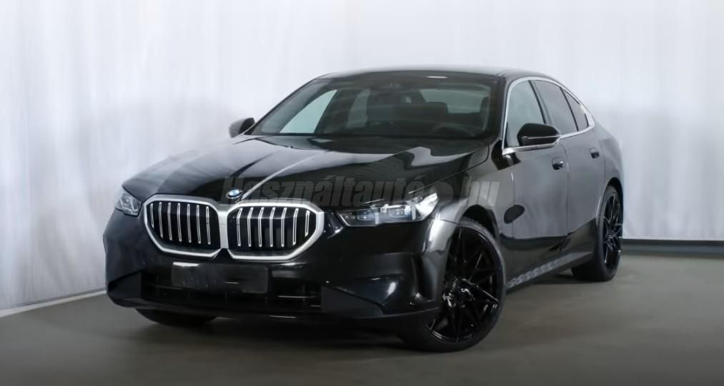 BMW 520 2024/10 - 1