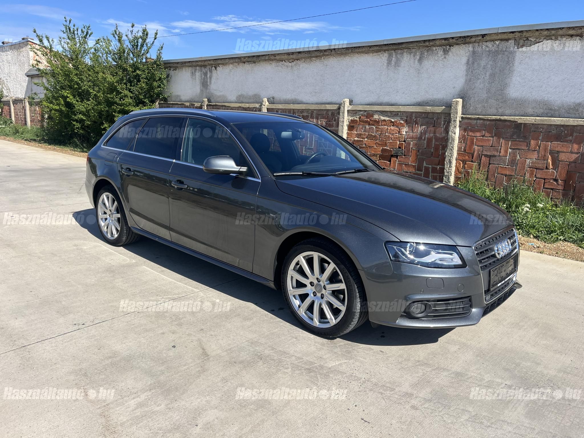 AUDI A4 2009/12 - 1