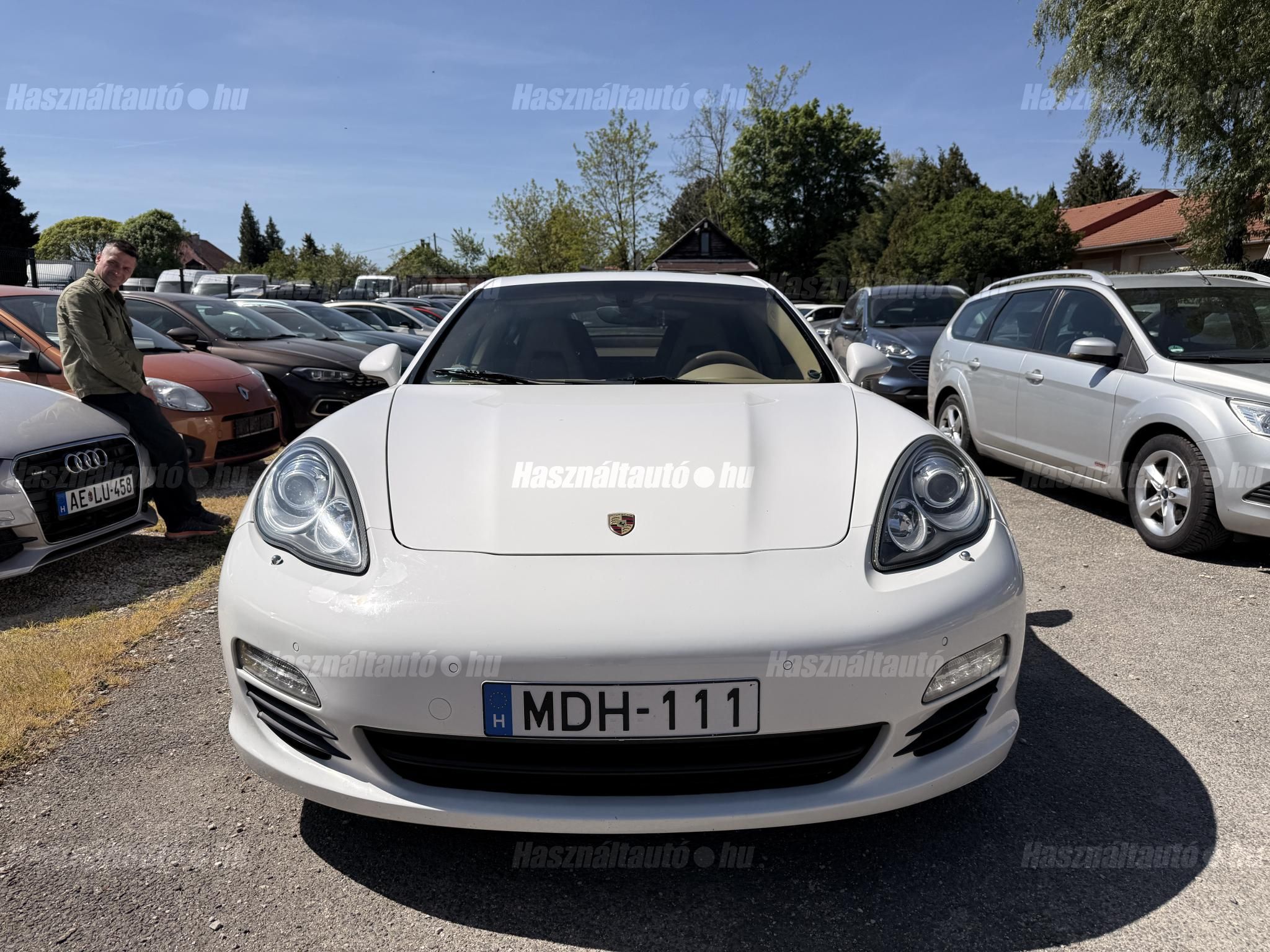 PORSCHE PANAMERA 2012/2 - 1