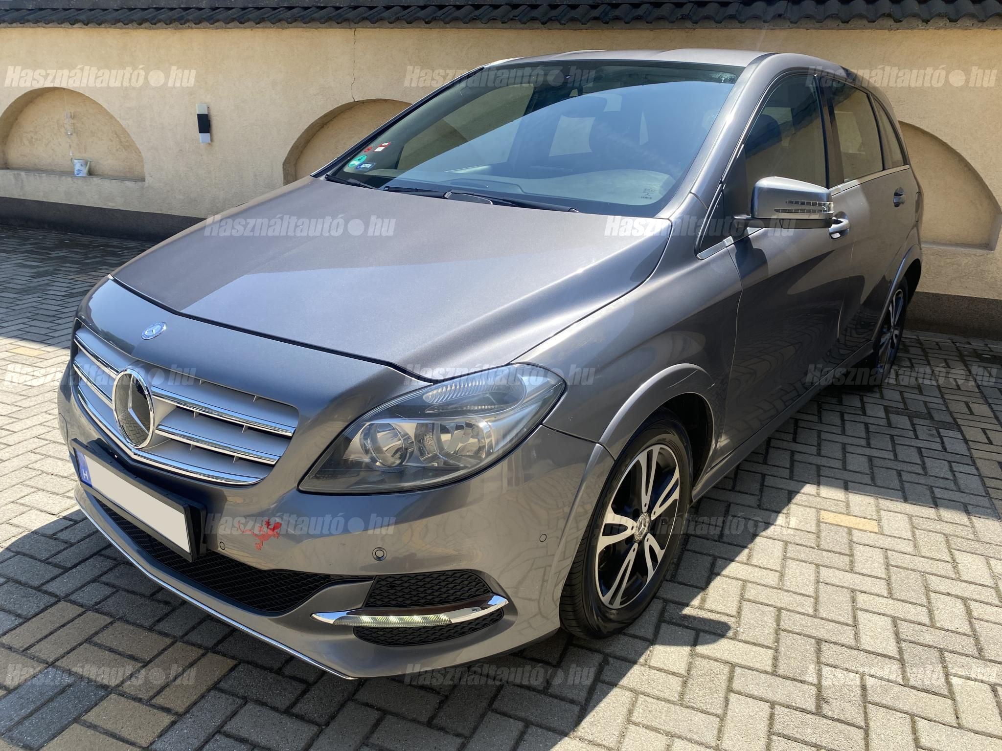 MERCEDES-BENZ B 200 2014/2 - 1