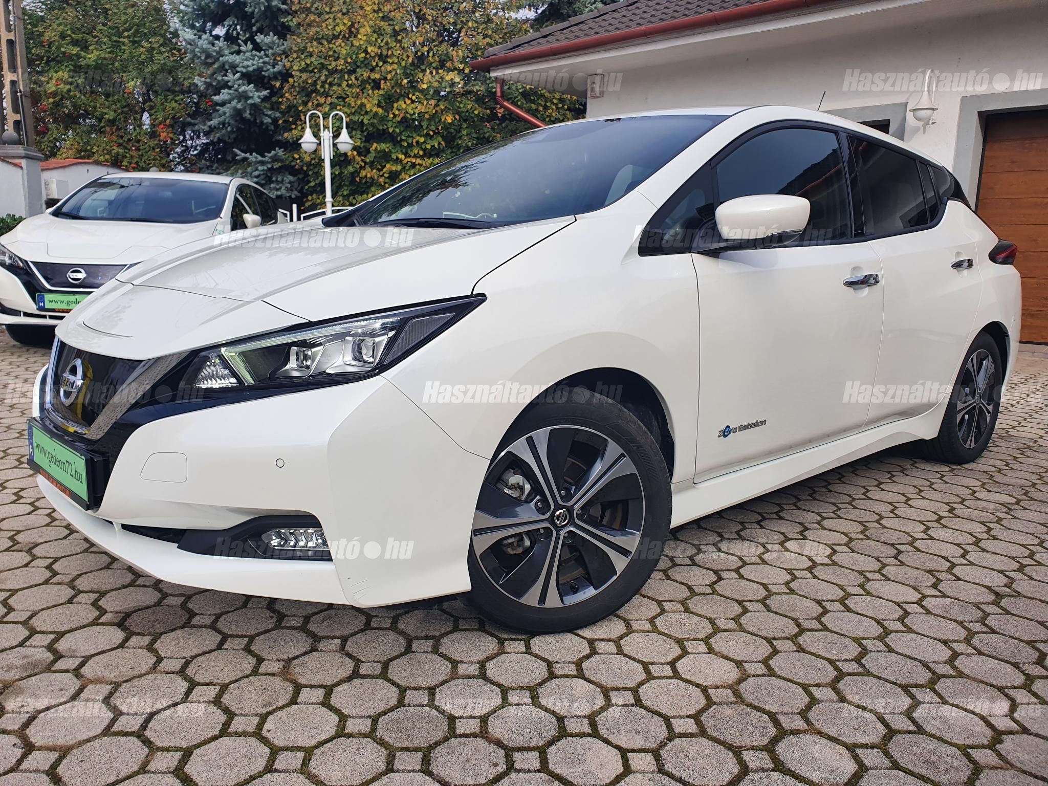 NISSAN LEAF 2020/7 - 1