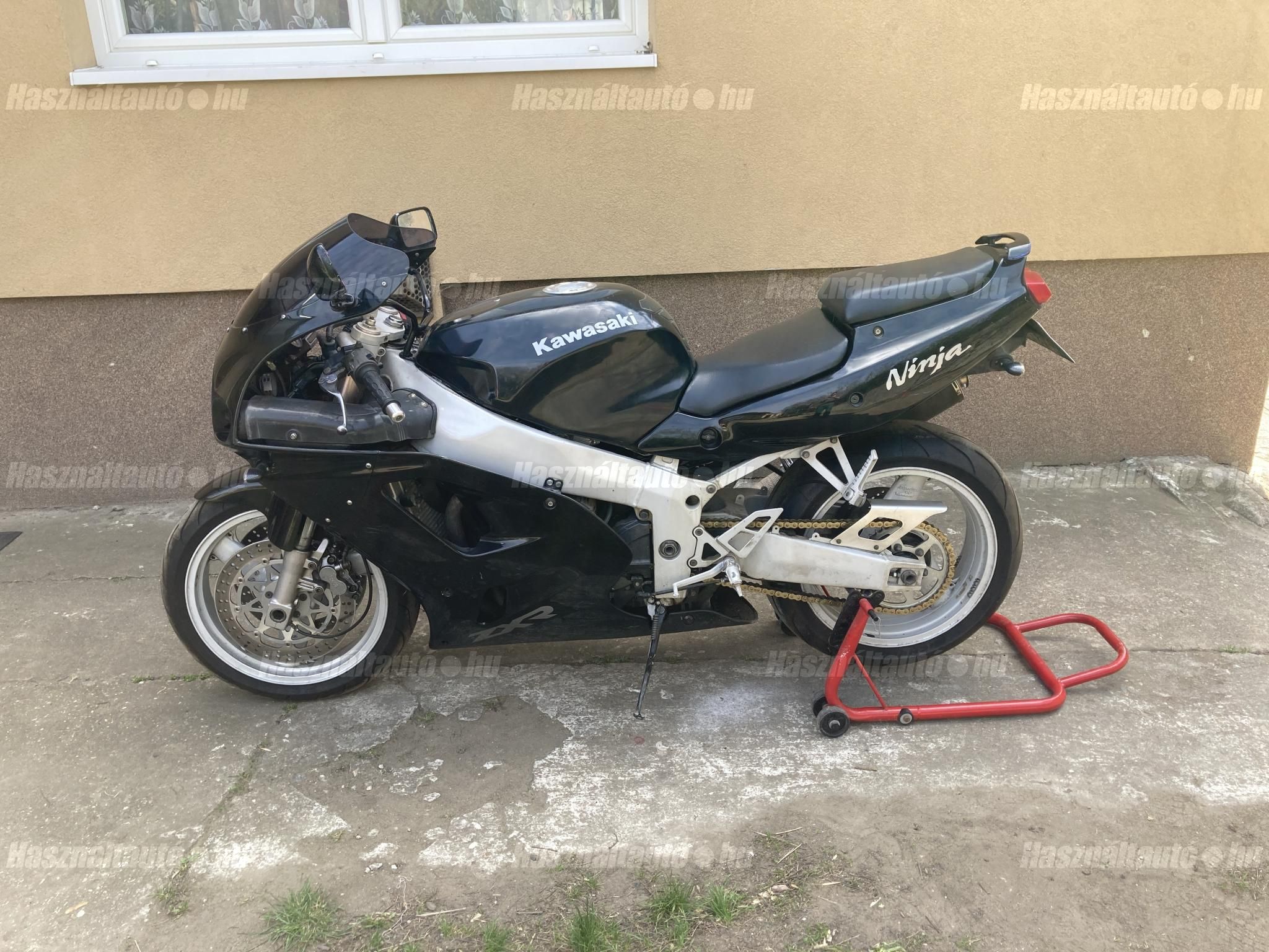 KAWASAKI ZXR 750 1993/6 - 1