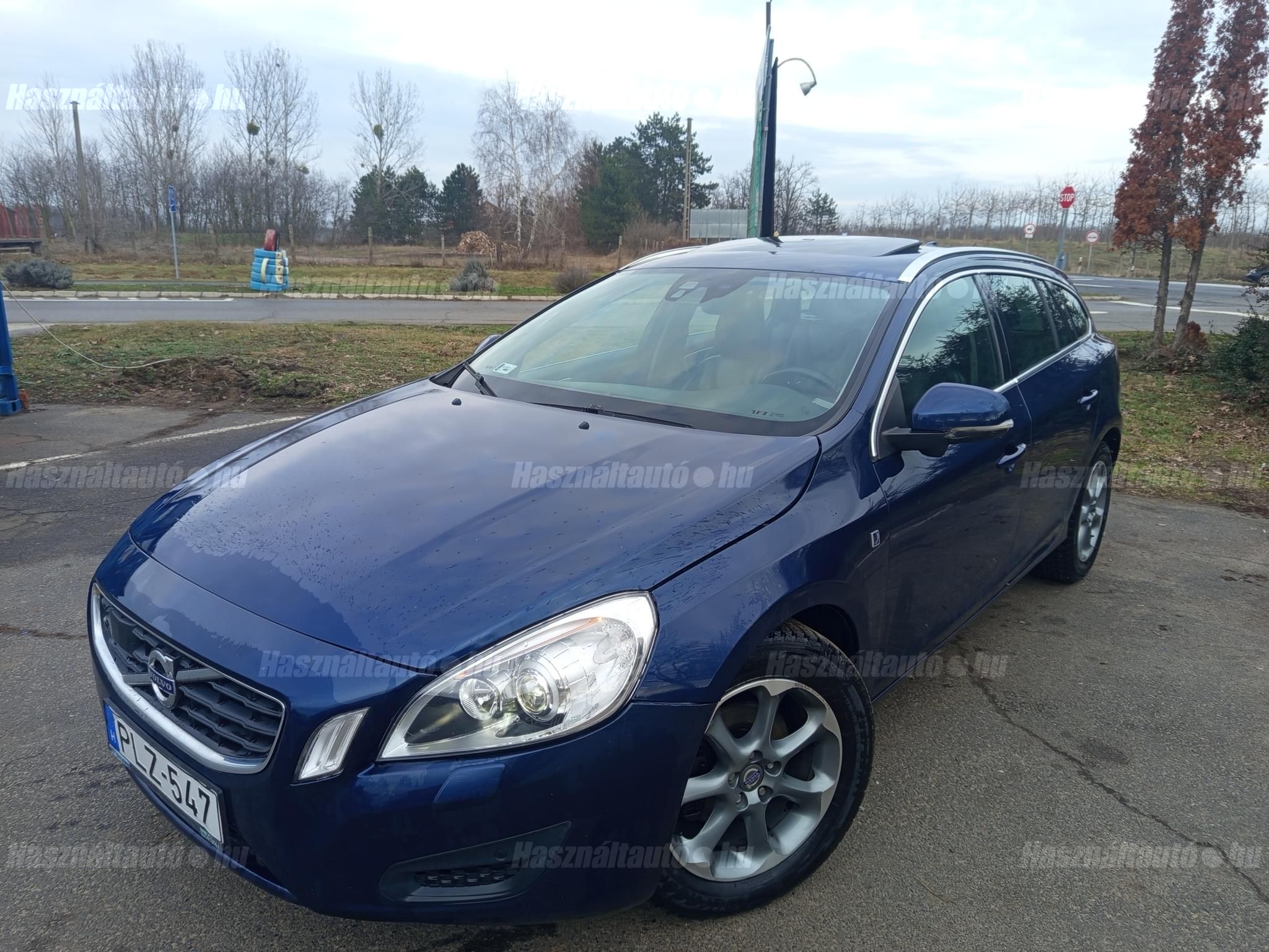 VOLVO V60 2011/5 - 1