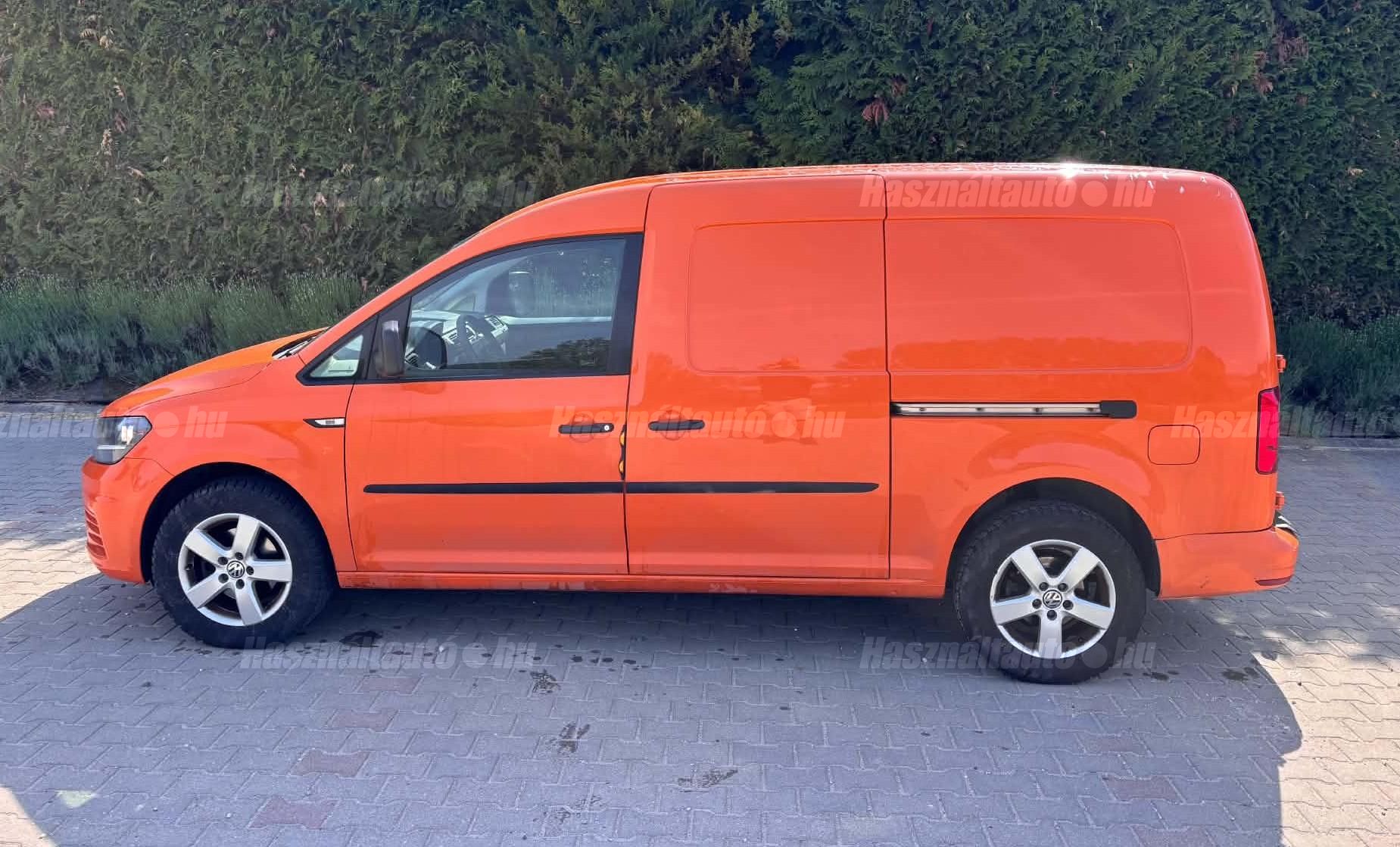 VOLKSWAGEN CADDY MAXI 2017/6 - 1