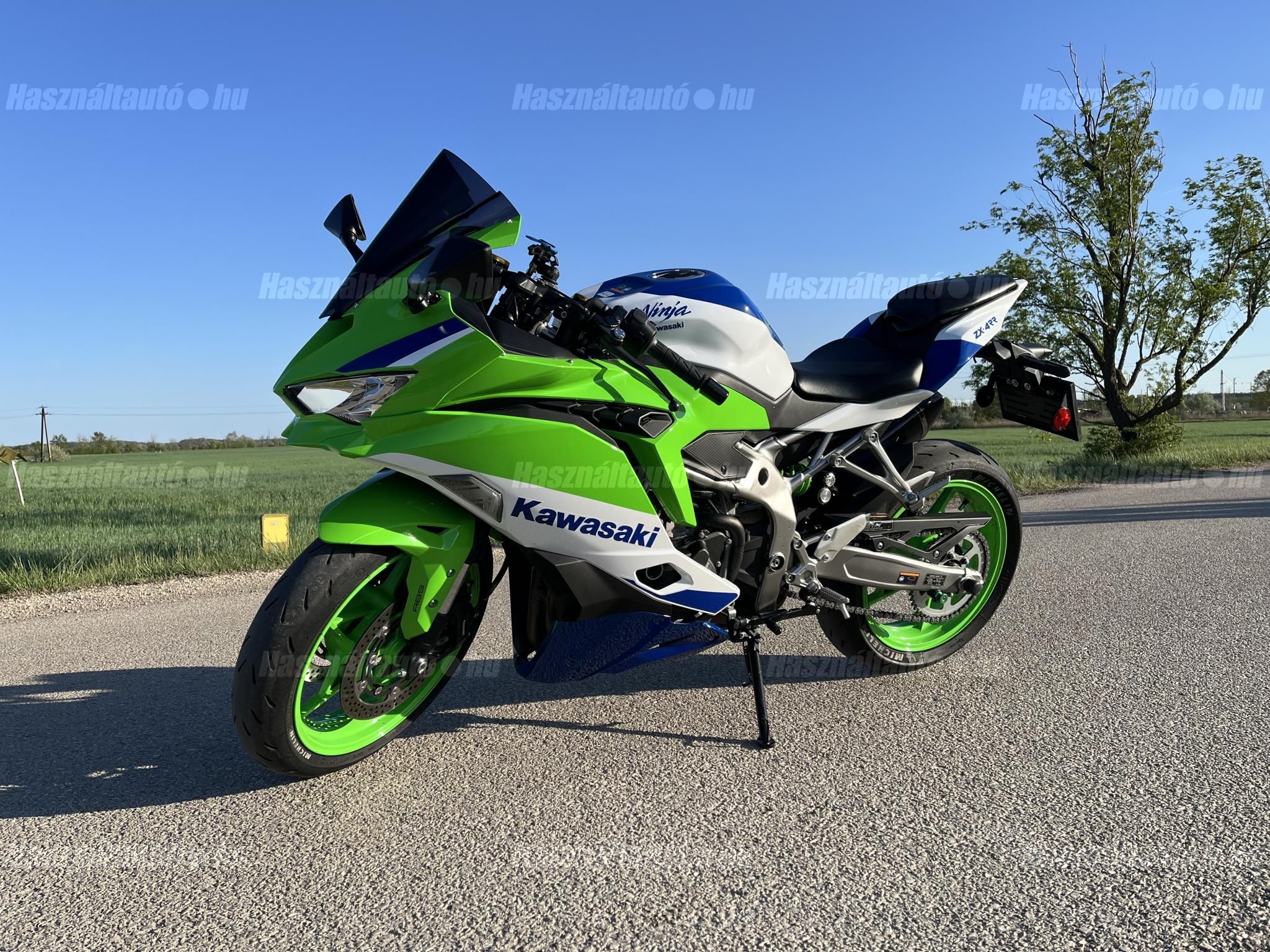KAWASAKI ZX-4R (NINJA) 2024/5 - 1