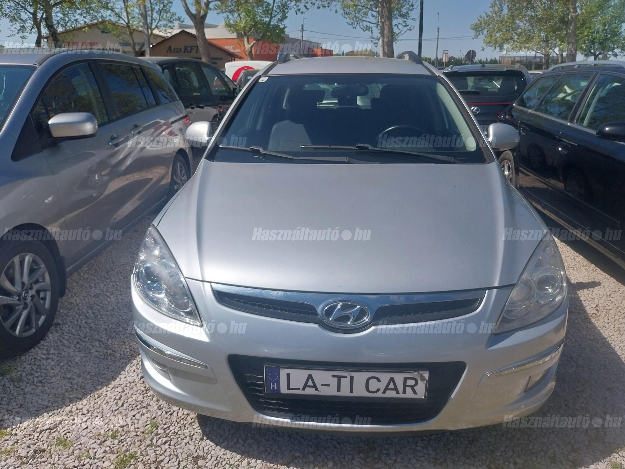 HYUNDAI I30 2009/11 - 1